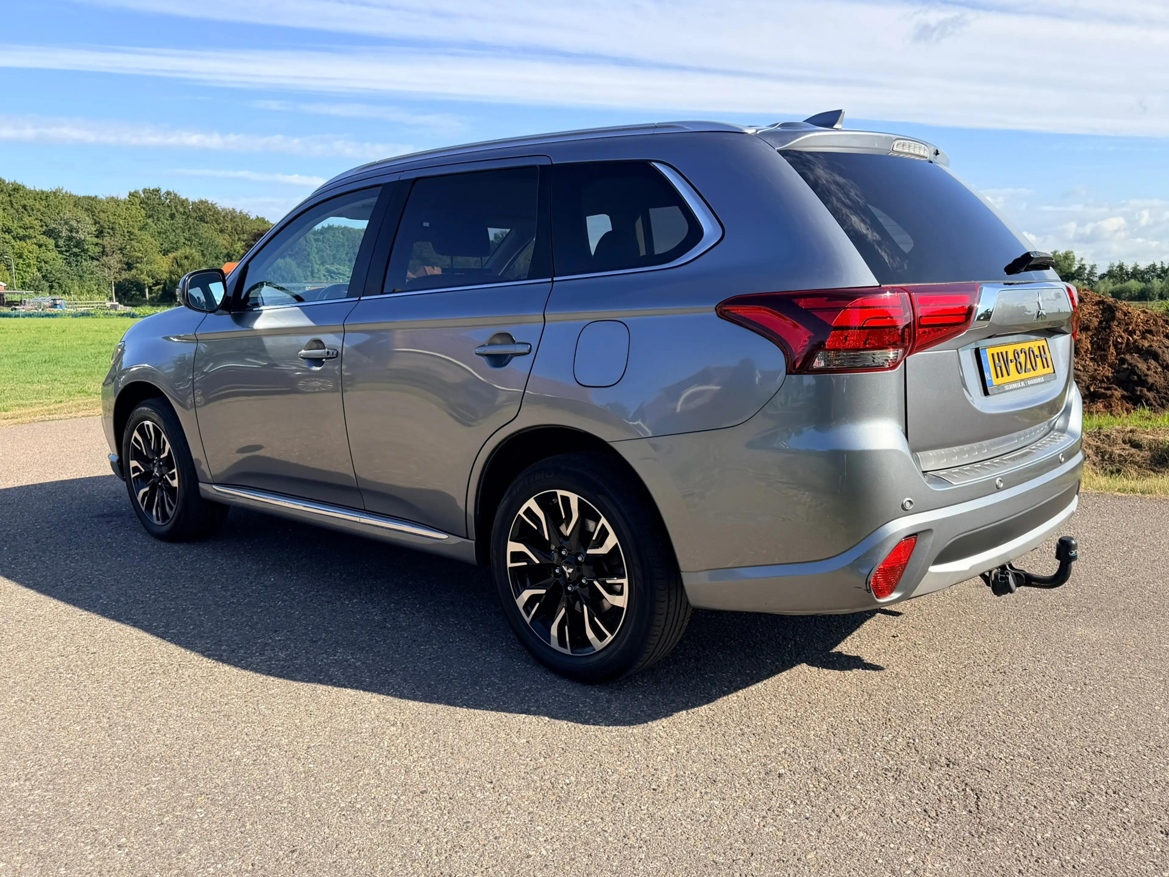 Mitsubishi Outlander 2.0 PHEV Executive Edition / Automaat / Airco / Na — photo 13