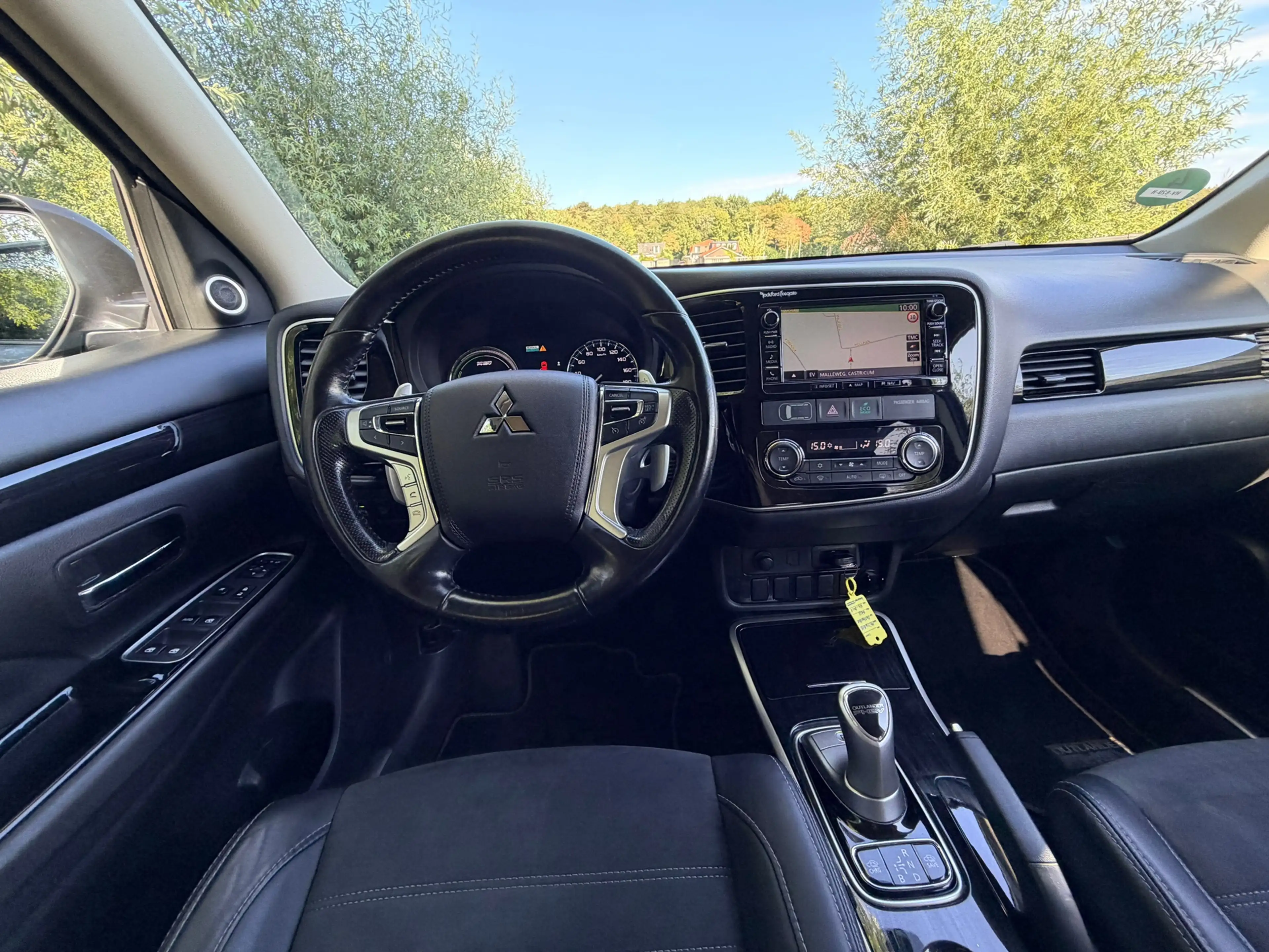 Mitsubishi Outlander 2.0 PHEV Executive Edition / Automaat / Airco / Na — photo 14