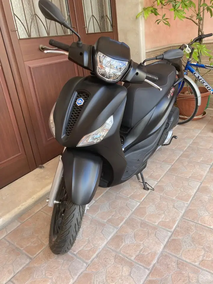 Piaggio Medley 125
