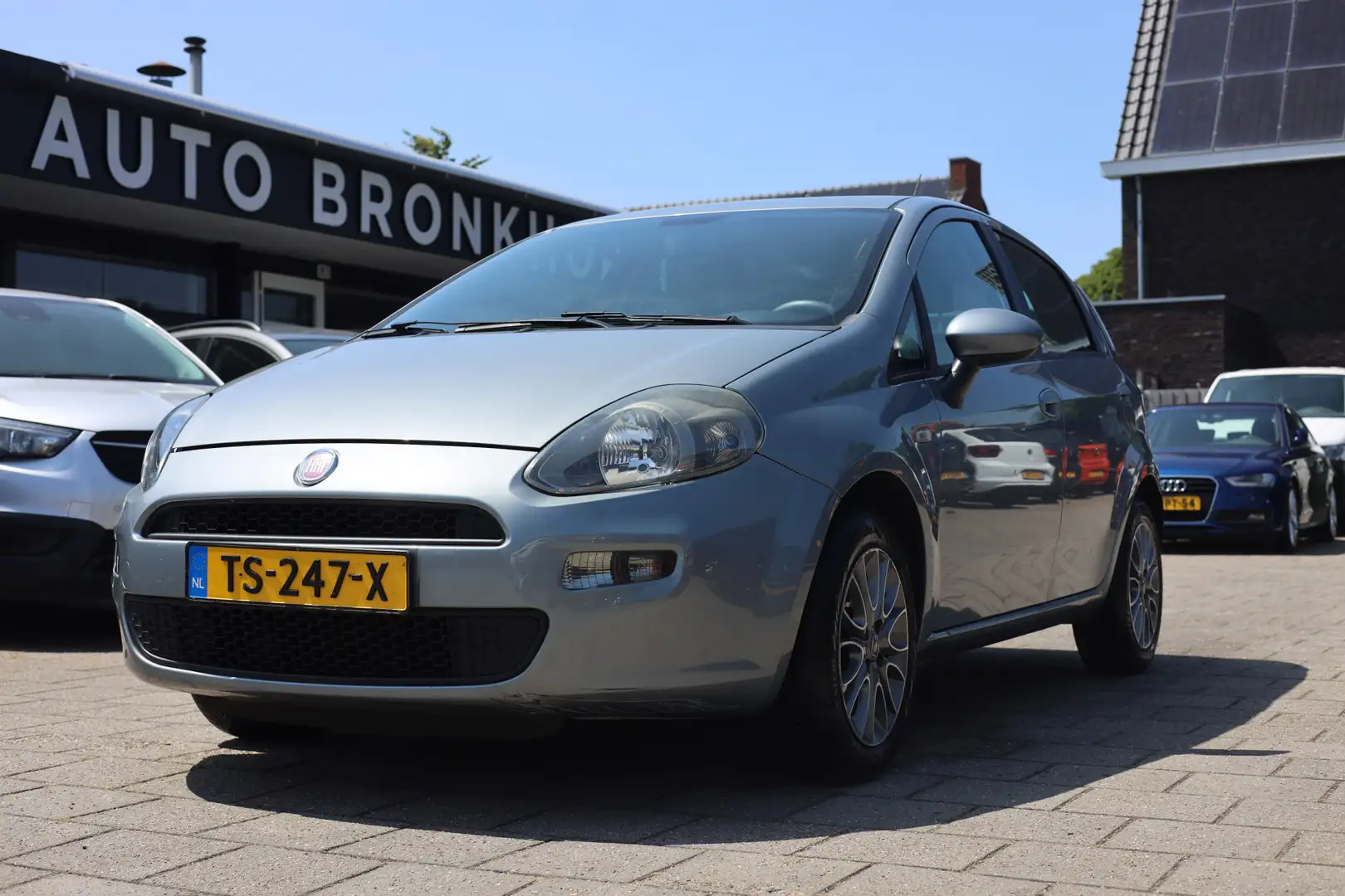Fiat Punto Evo 1.2 POP | AIRCO | APK | 15 INCH | PDC Grijs - 1