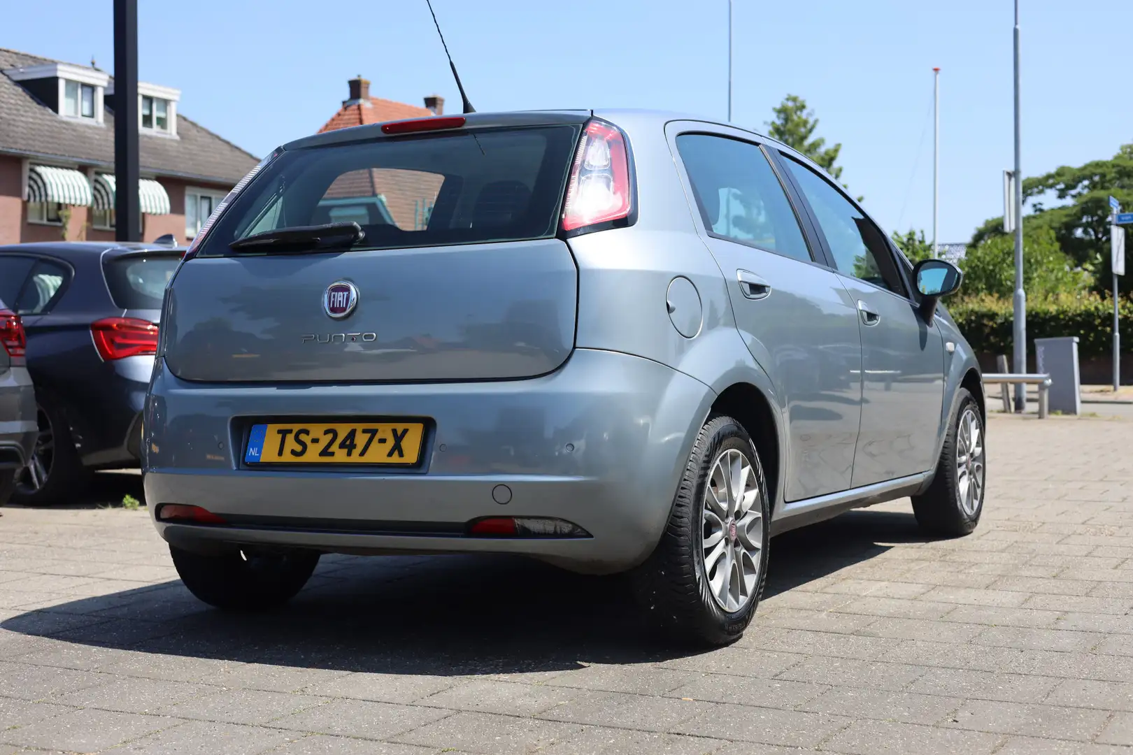 Fiat Punto Evo 1.2 POP | AIRCO | APK | 15 INCH | PDC Grijs - 2