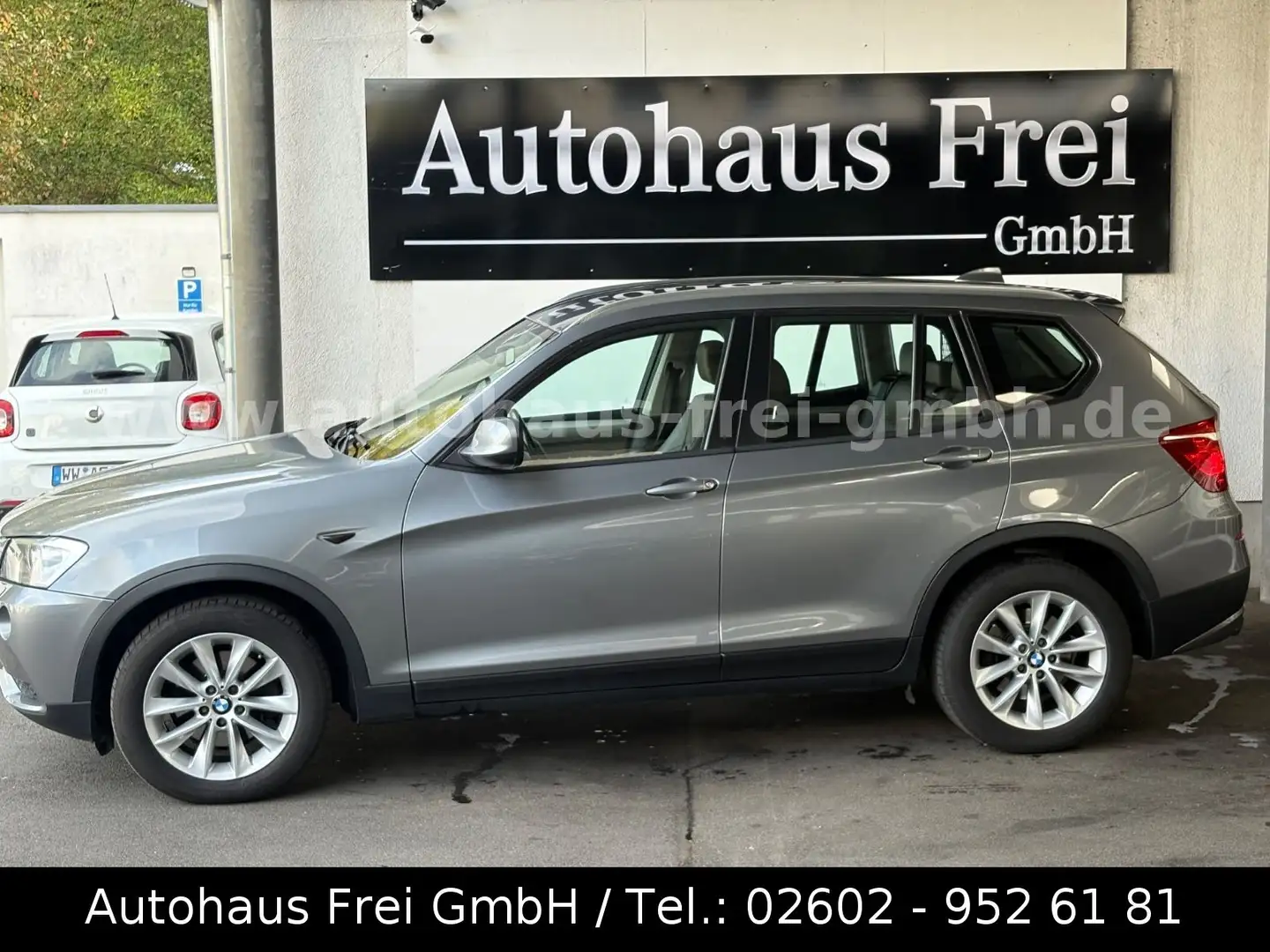BMW X3 xDrive 30 d BI-XENON*LEDER*SPORTSITZE*NAVI Grau - 2