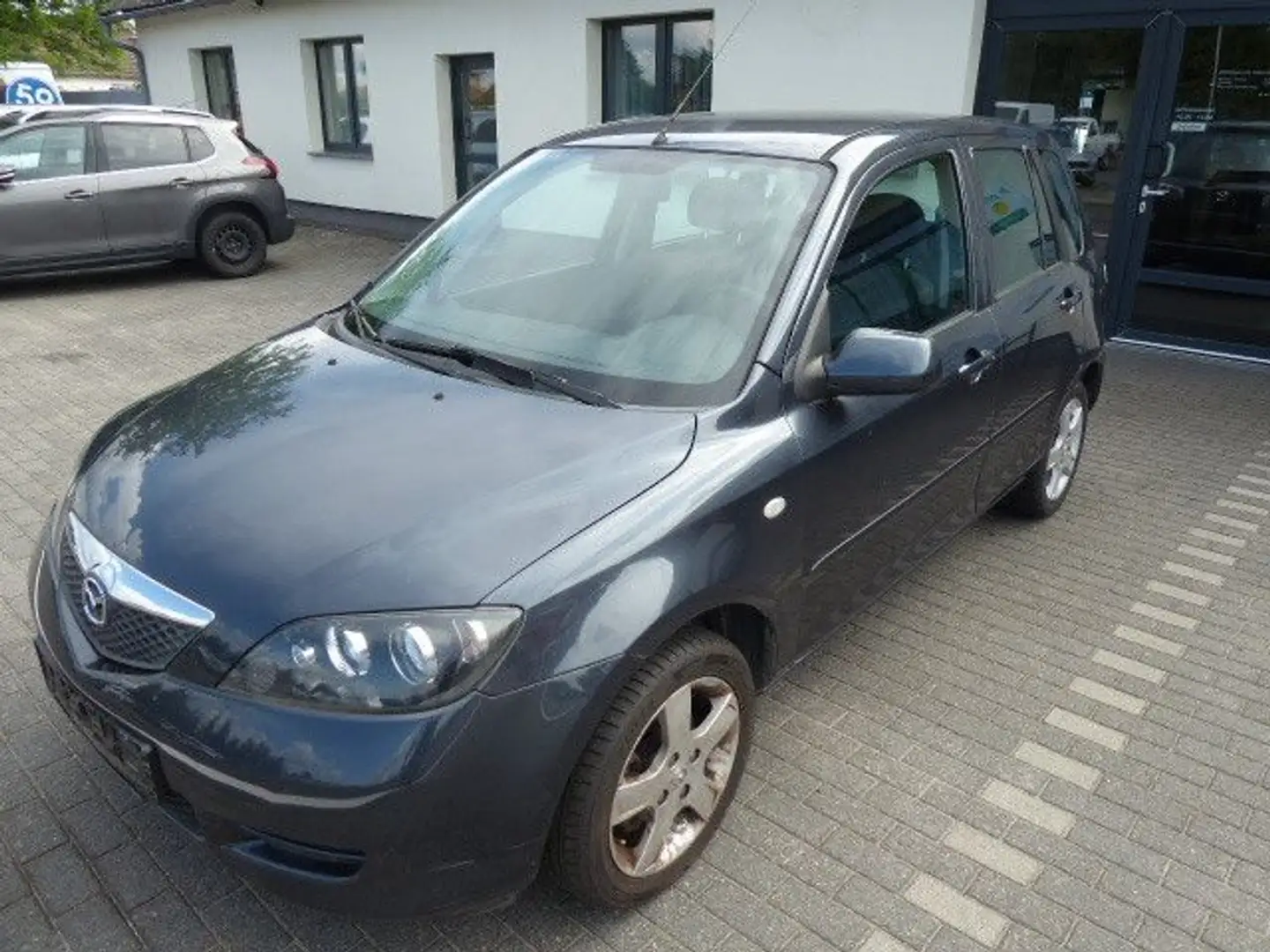 Mazda 2 Lim. 1.4 Active Gris - 2