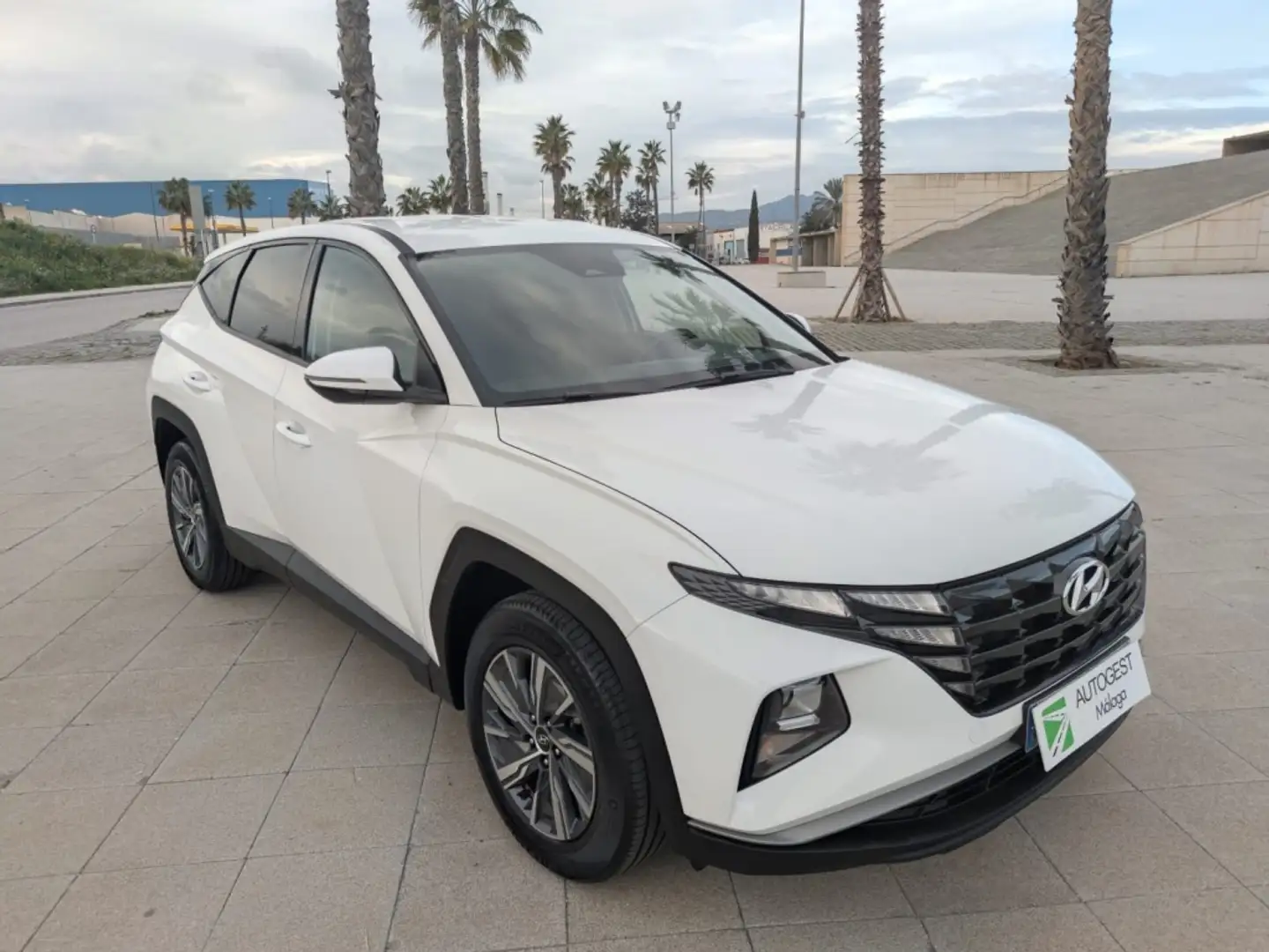 Hyundai TUCSON 1.6 TGDI Klass Safe 4x2 Blanco - 1
