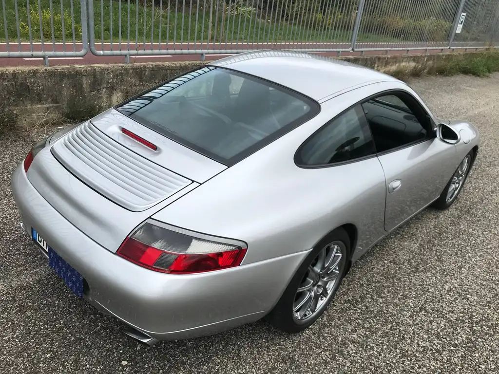 Porsche 996 2000 из Европы — купить под ключ