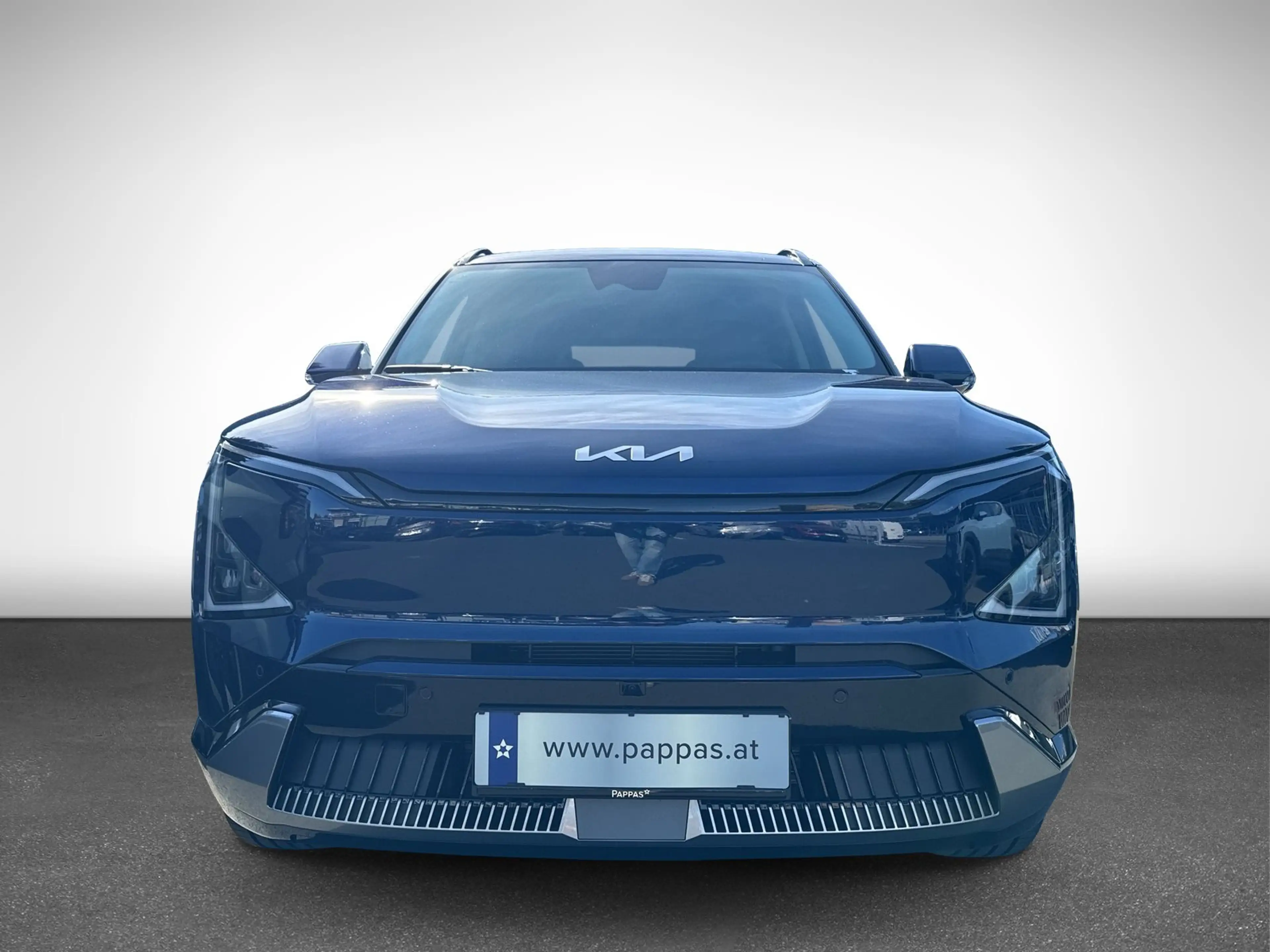 Kia EV5 EARTH PLUS 81,4 kWh 4WD Stdhz,Wide,360,Cam — photo 4