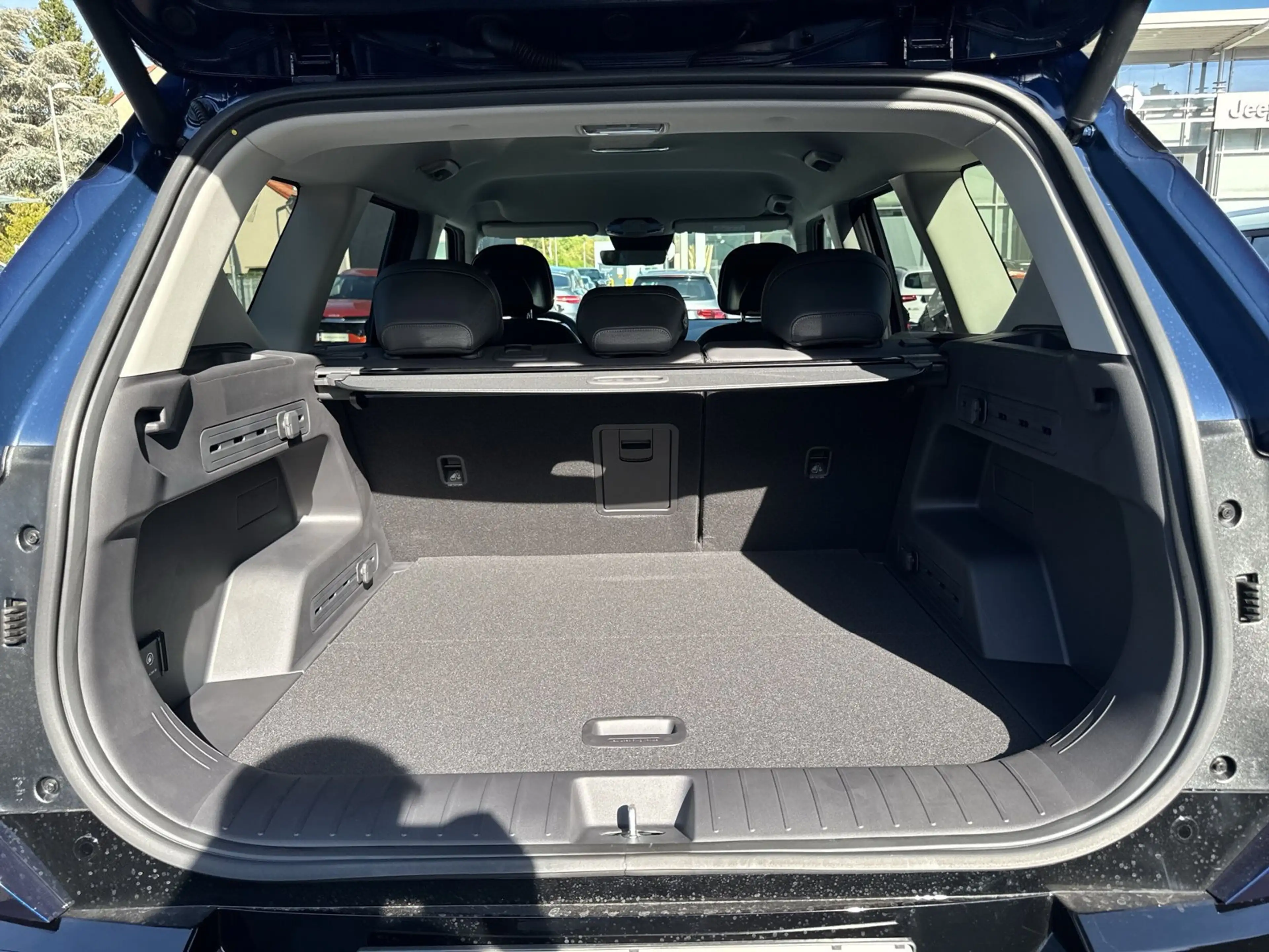 Kia EV5 EARTH PLUS 81,4 kWh 4WD Stdhz,Wide,360,Cam — photo 15