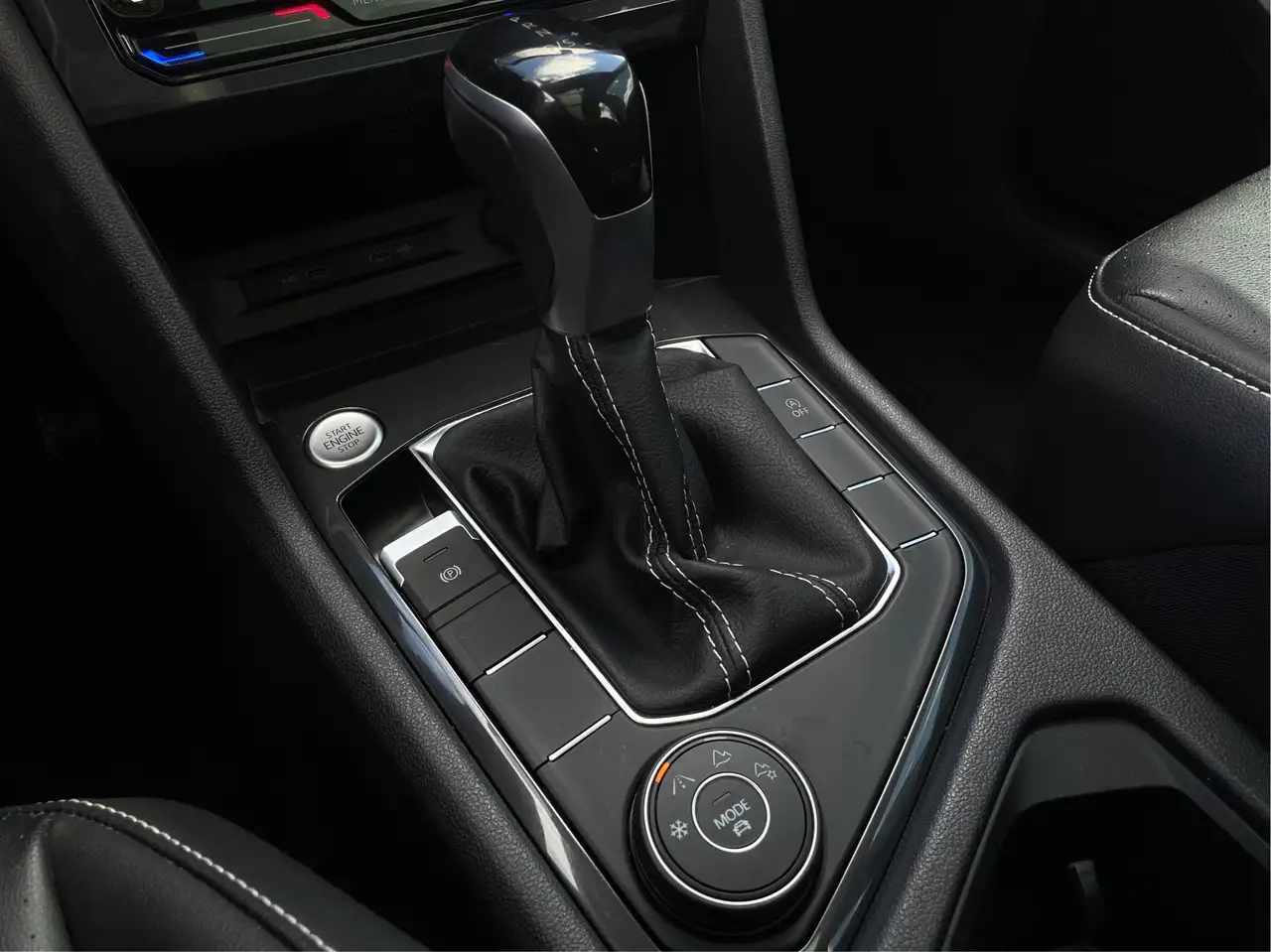 Volkswagen Tiguan снимка Volkswagen Tiguan