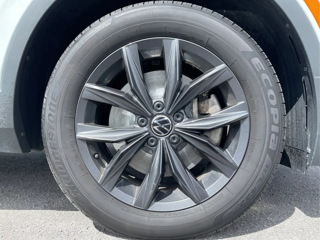 Volkswagen Tiguan снимка Volkswagen Tiguan