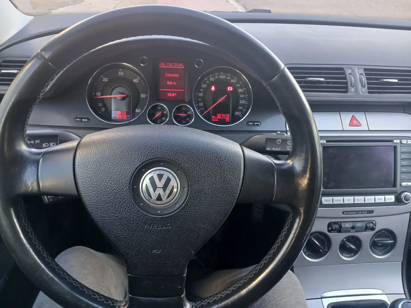 Volkswagen Passat 1.9TDI Trendline - 2