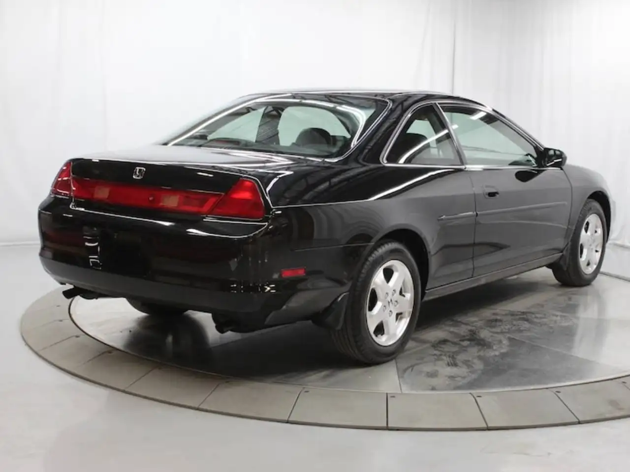 Honda Accord Coupe 2.0i, foto 3