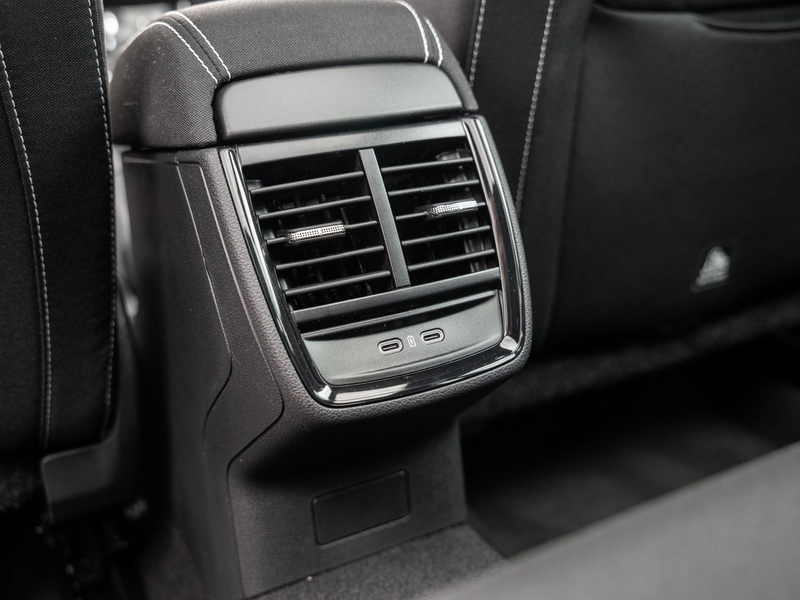 Skoda Kamiq Monte Carlo 1.0 TSI DSG Pano AHK Navi ACC — photo 9