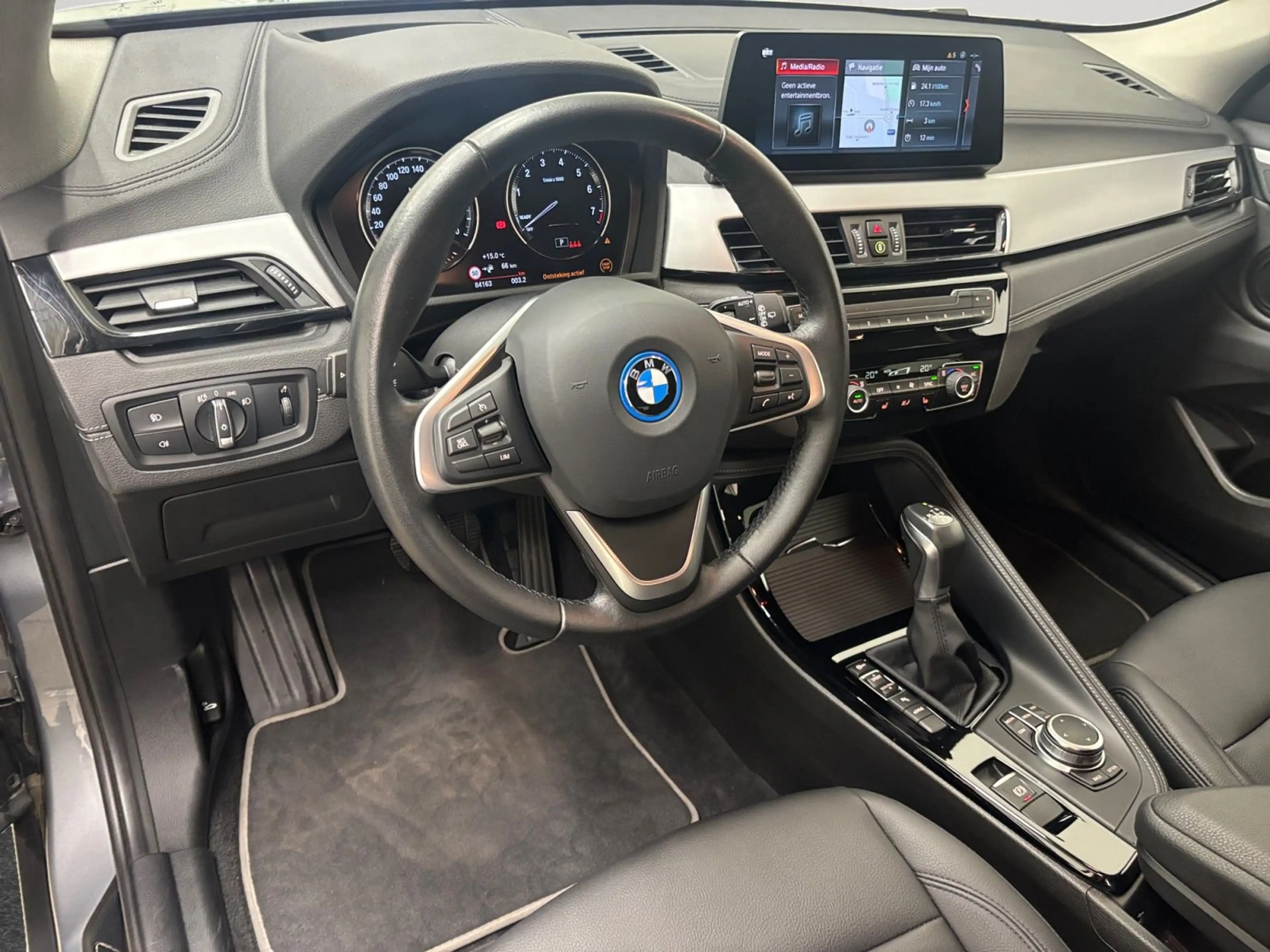 BMW X2 xDrive25e AUT Leder GPS Camera Head-UP — photo 6
