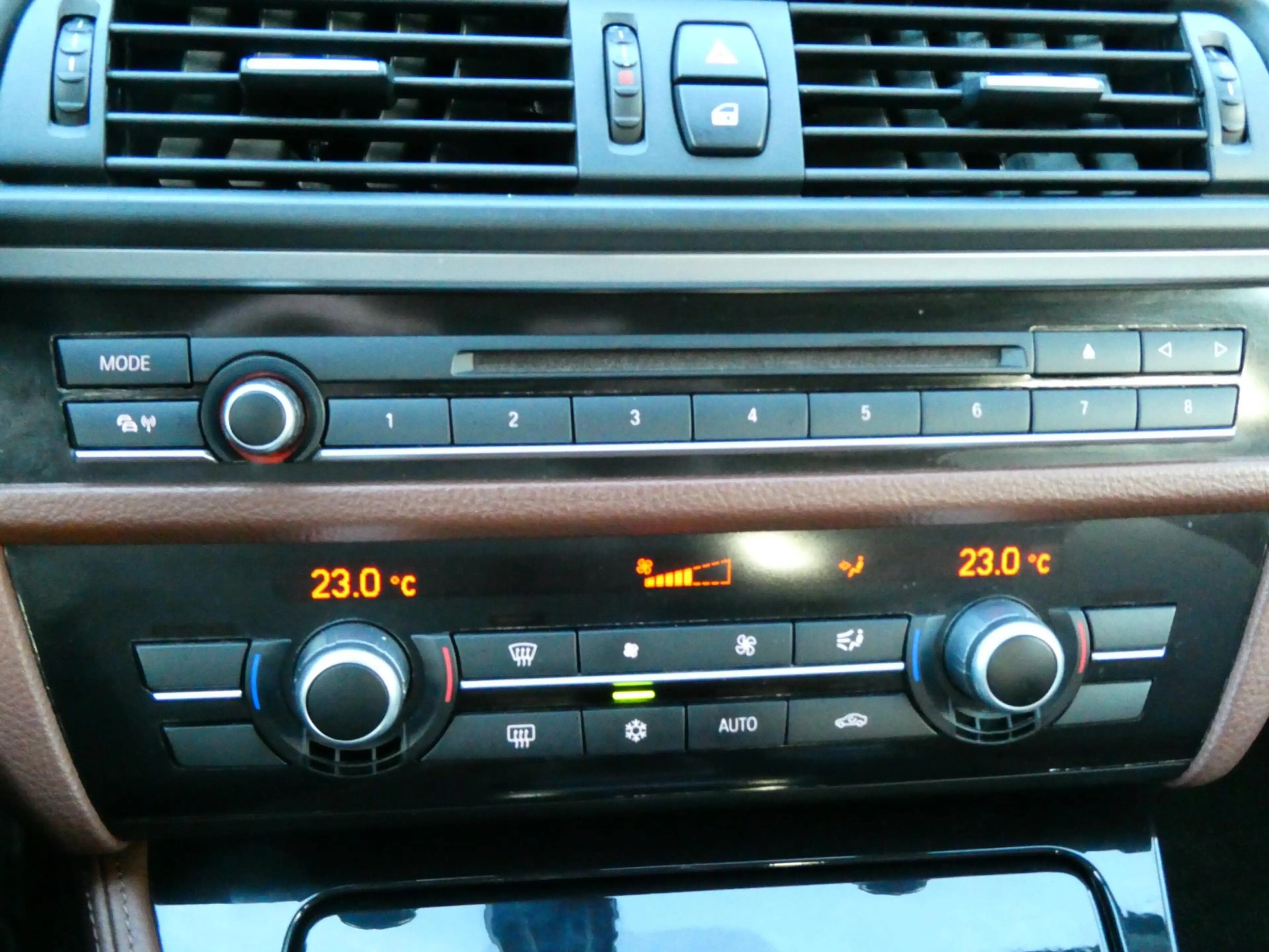 BMW 523 5-serie Touring 523i Exe 204pk Automaat 1e eig. Cl — photo 12