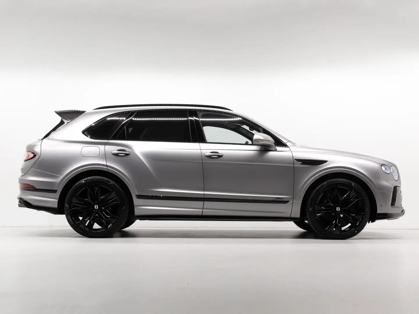Bentley Bentayga Speed STONE VENEER | AKRAPOVIC Gris - 2