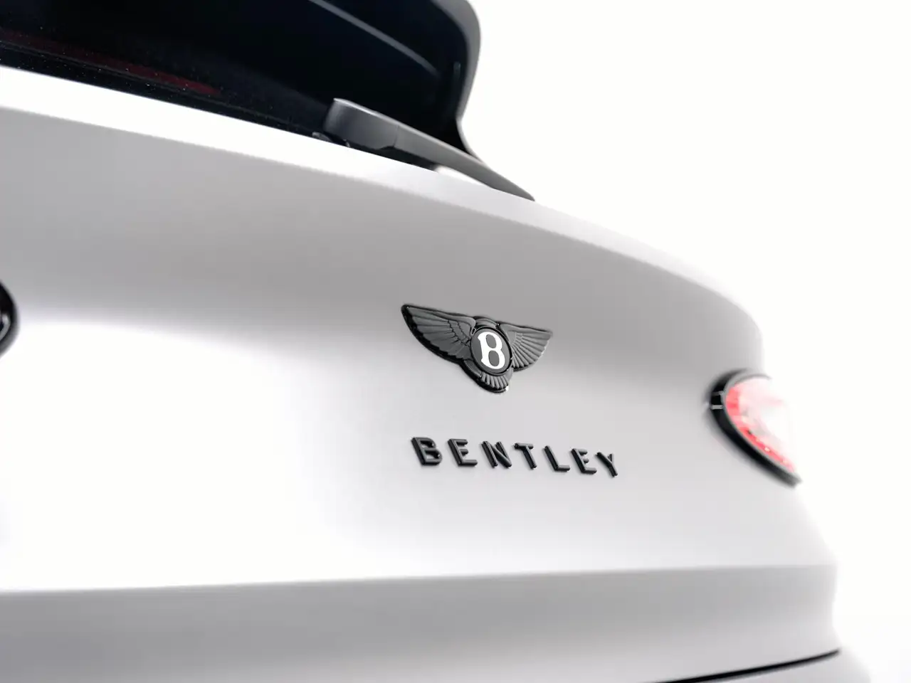 Bentley Bentayga 2026 — фото 10