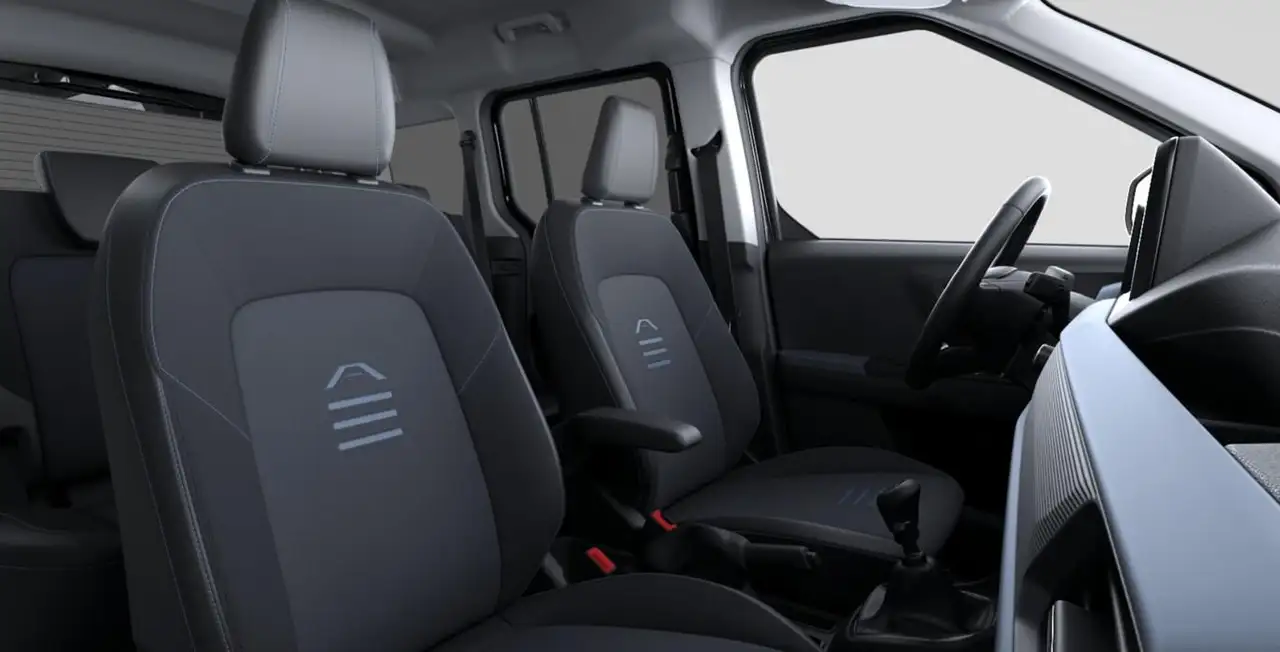 Ford Tourneo Courier 2026 — фото 7
