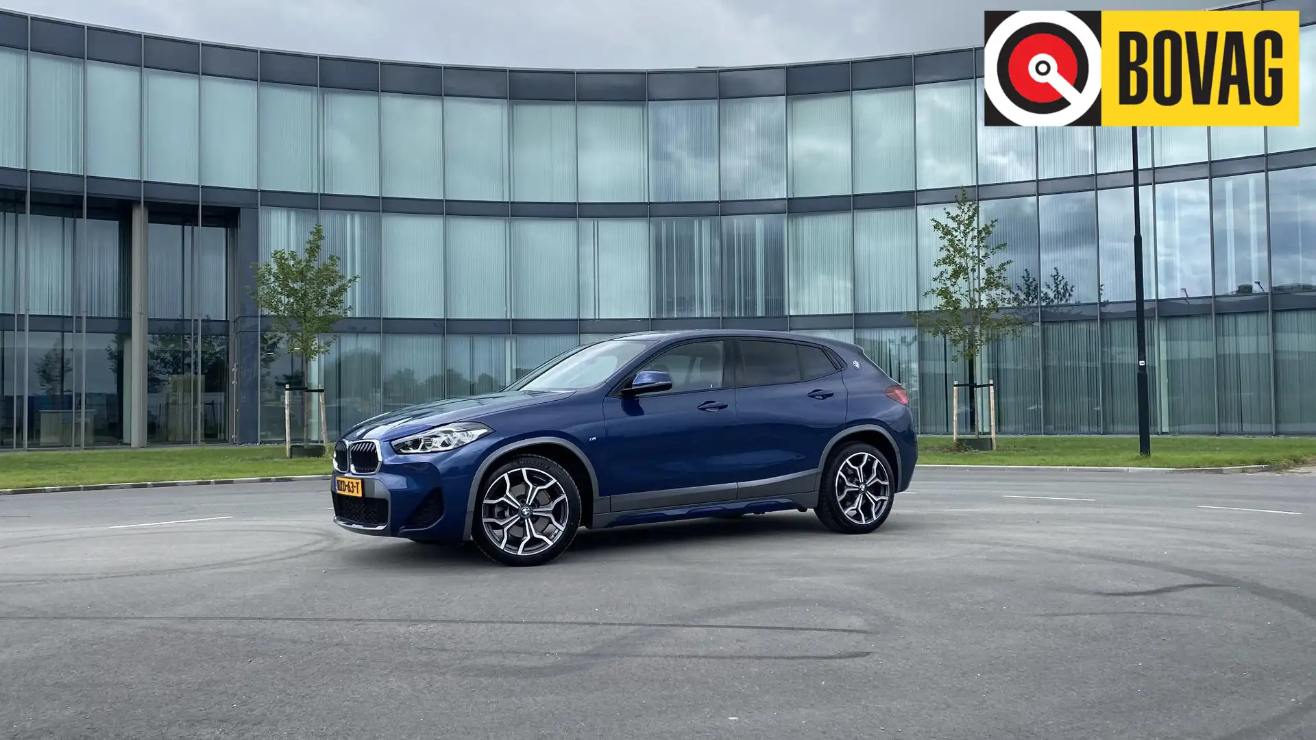 BMW X2 sDrive20i High Executive Blauw - 1