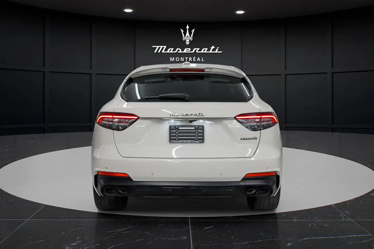 Maserati Levante снимка Maserati Levante