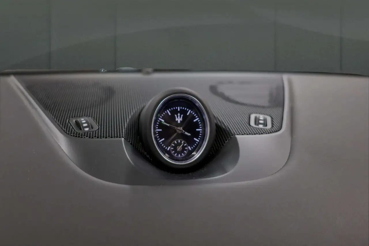 Maserati Levante снимка Maserati Levante