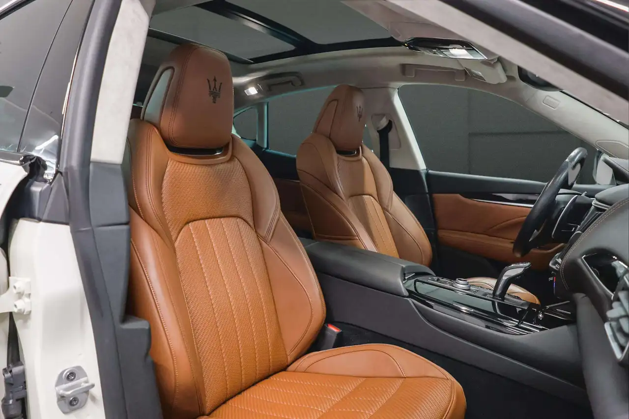 Maserati Levante снимка Maserati Levante
