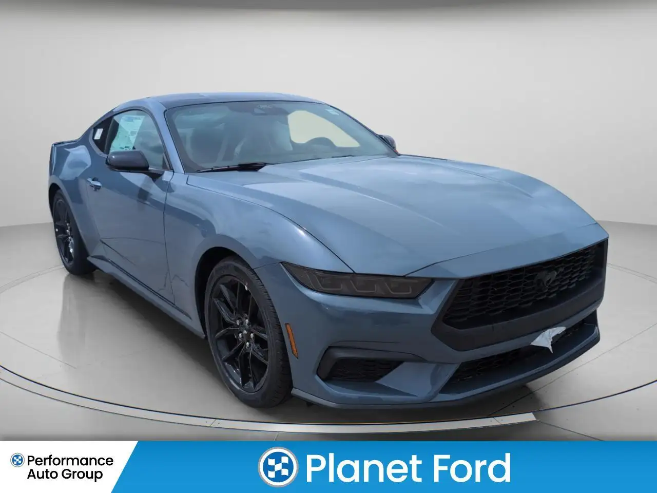 Ford Mustang снимка Ford Mustang