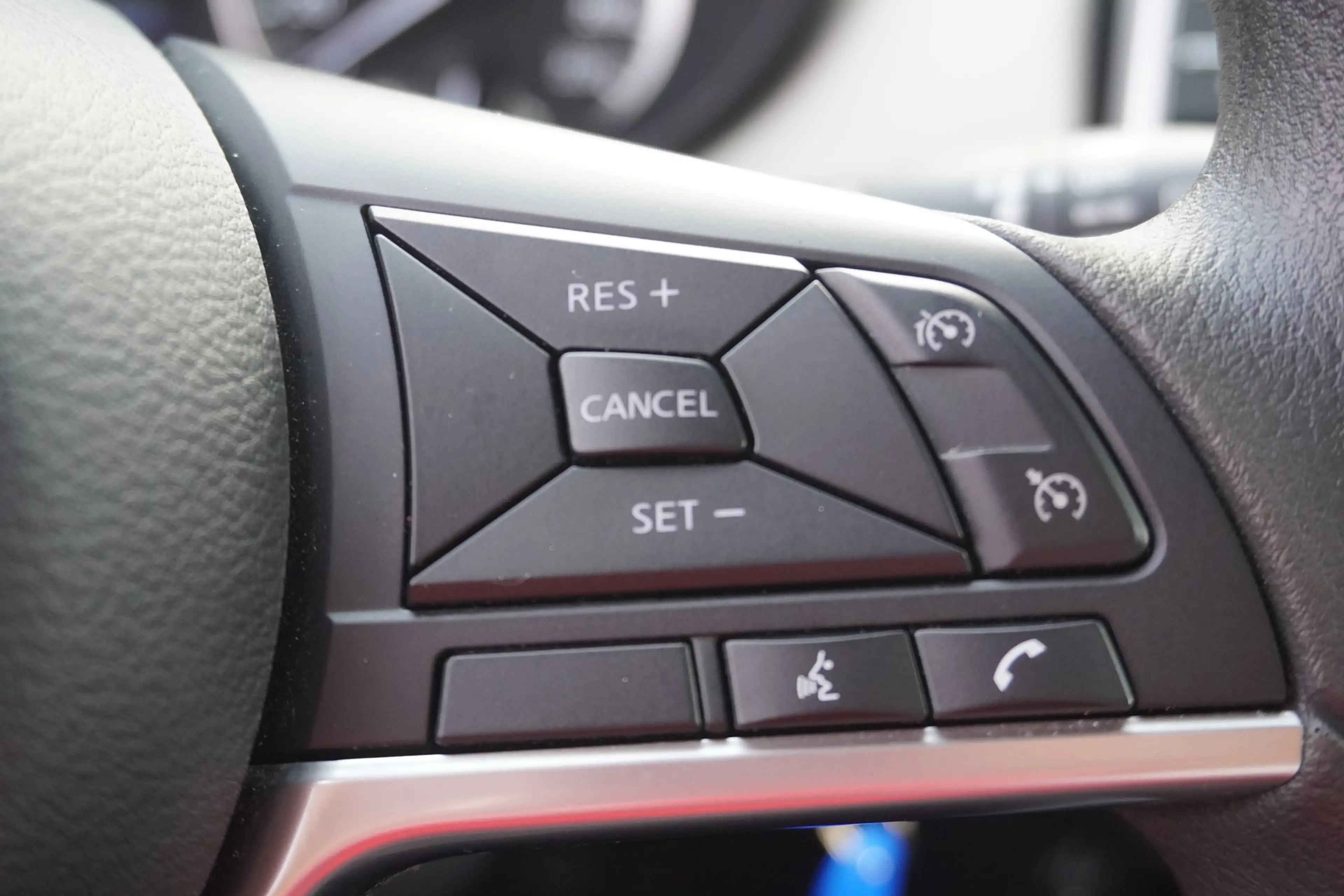 Nissan Micra 1.0 N-Way Navi Tempomat Sitzheizung DAB — photo 14
