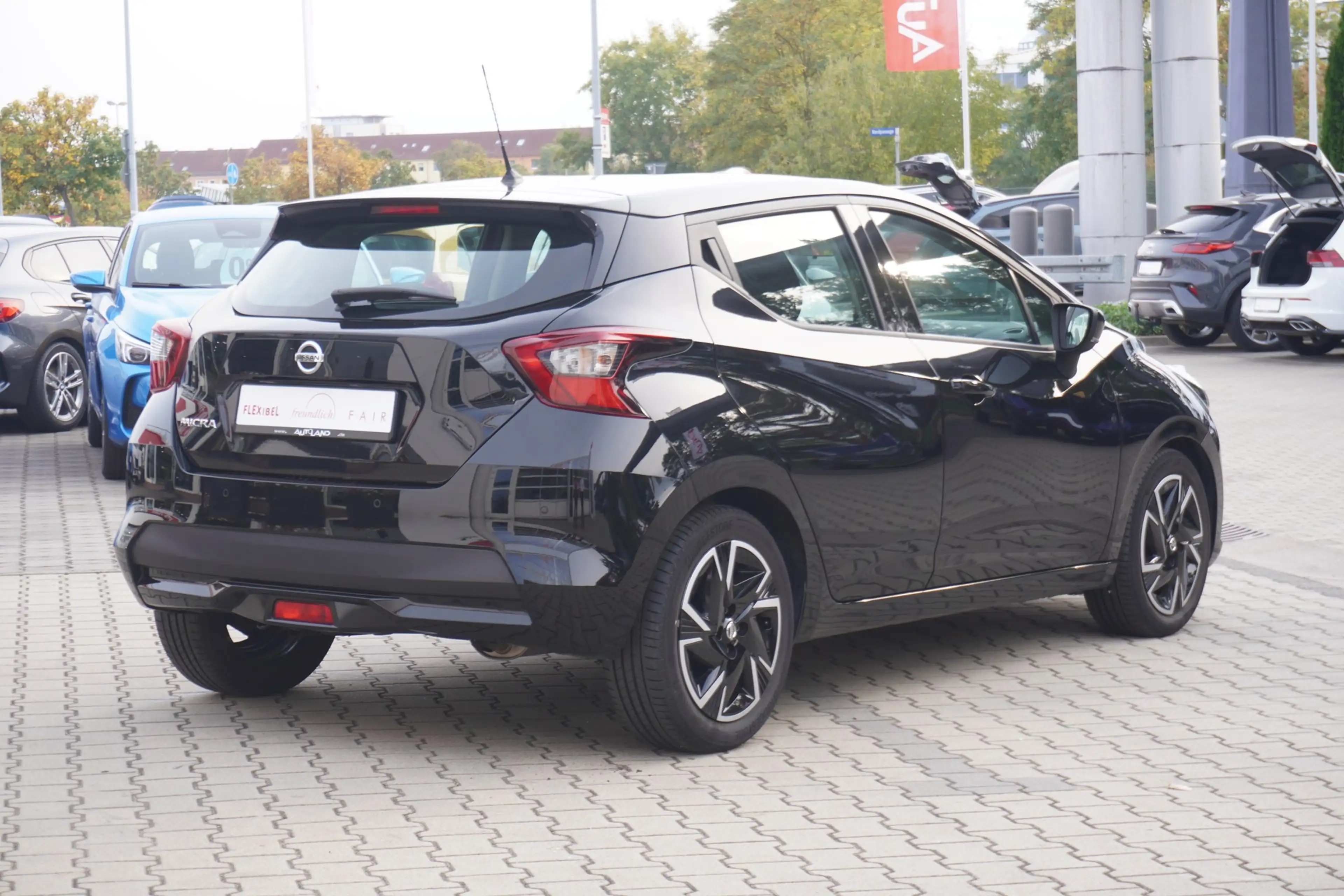 Nissan Micra 1.0 N-Way Navi Tempomat Sitzheizung DAB — photo 6