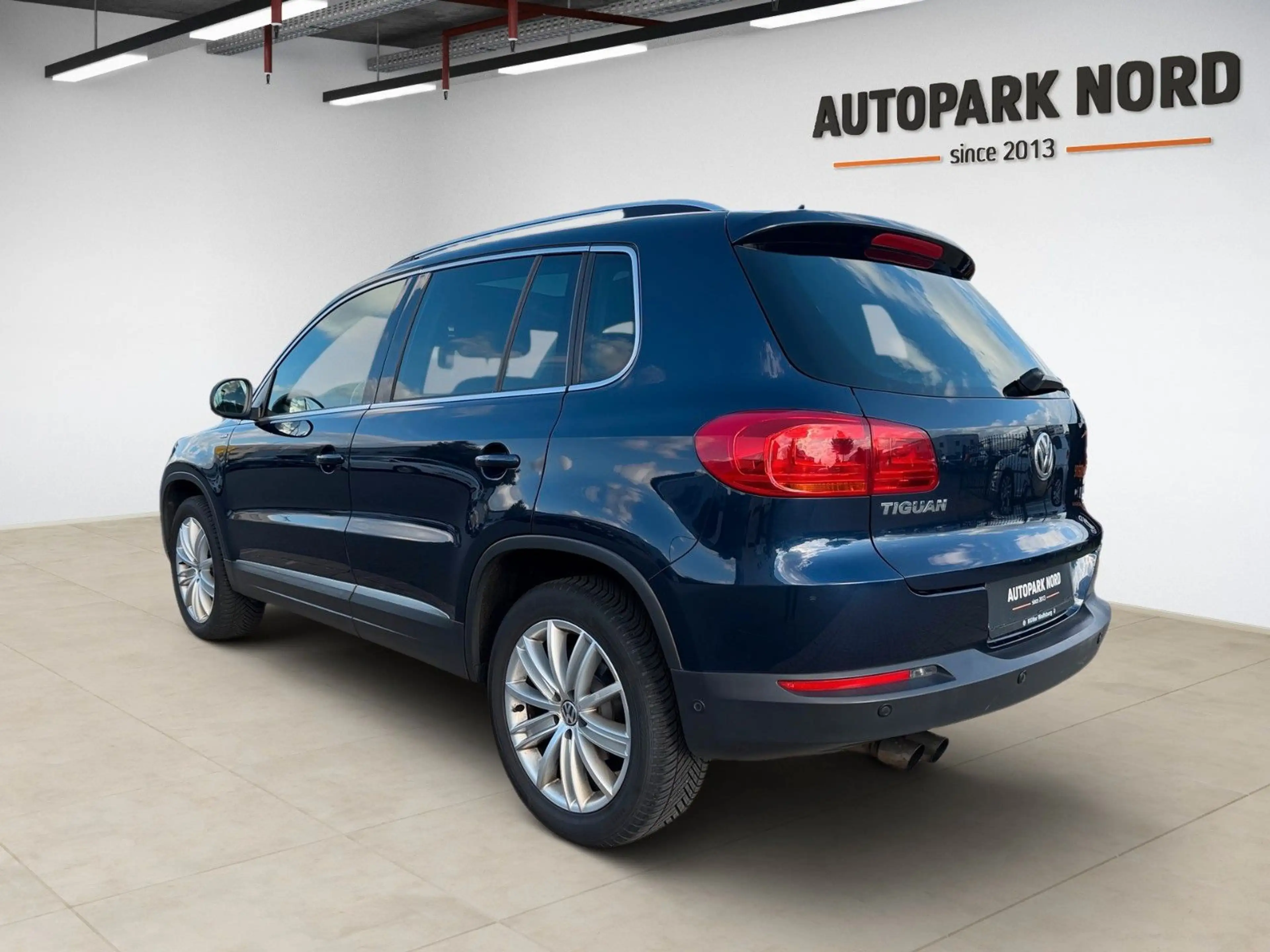 Volkswagen Tiguan Life BMT/PANO/SCHIEBEDACH/SHZ/PDC — photo 3