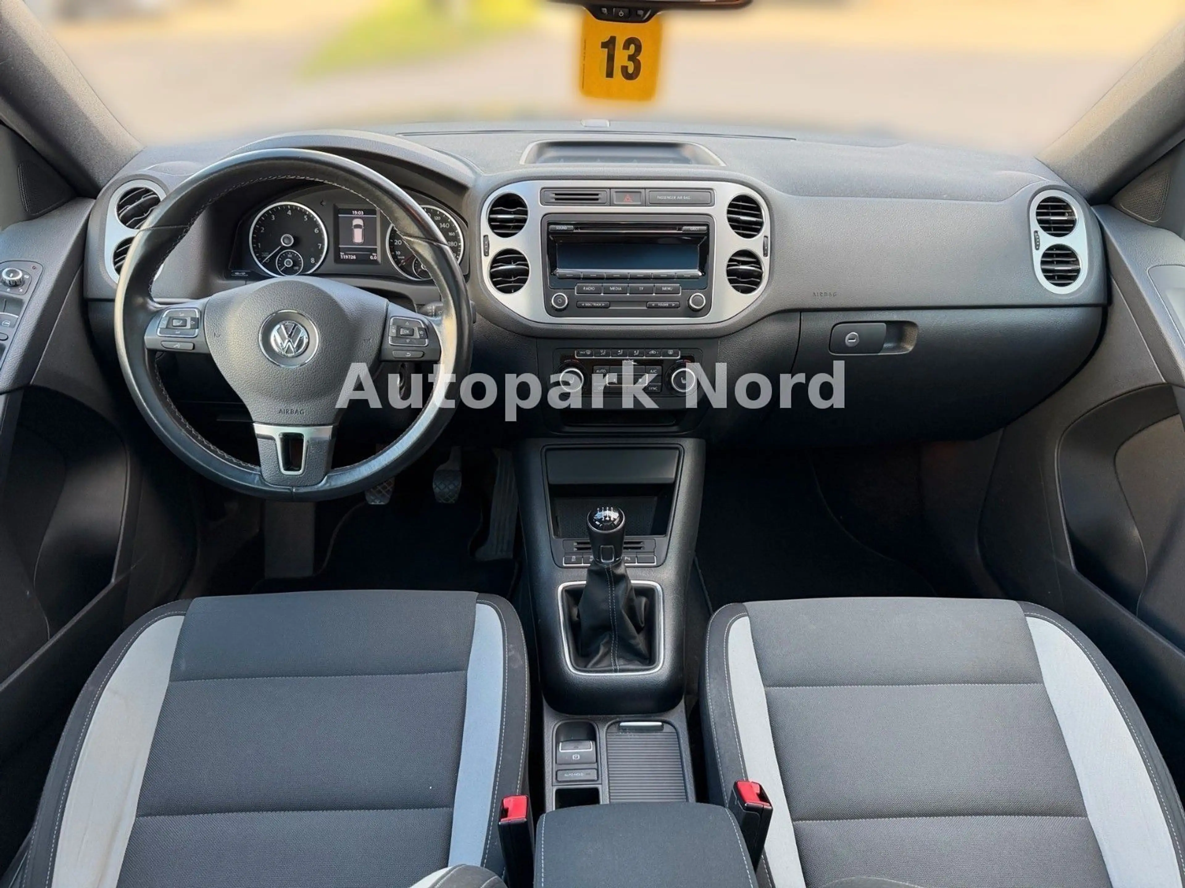 Volkswagen Tiguan Life BMT/PANO/SCHIEBEDACH/SHZ/PDC — photo 9