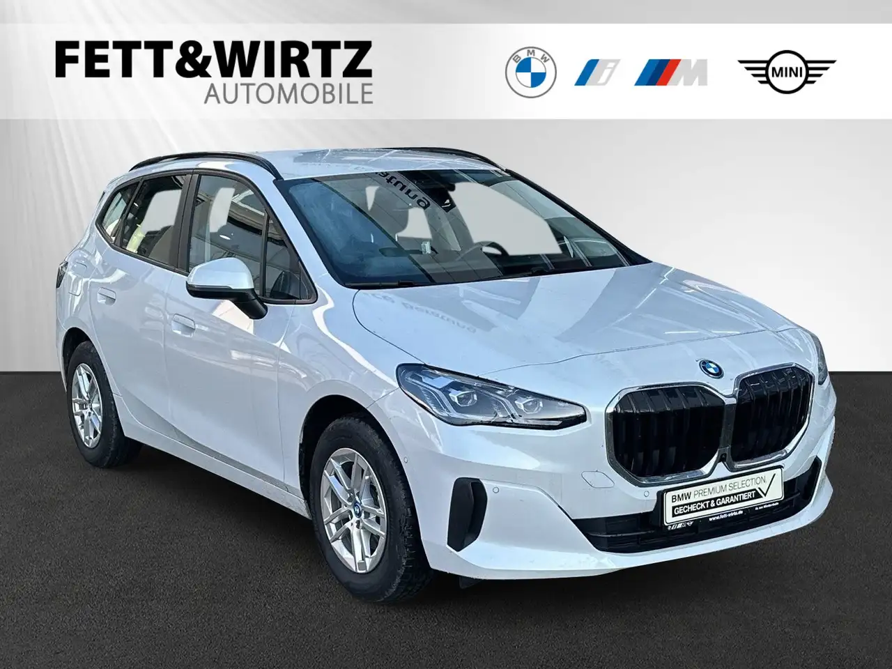 BMW 225