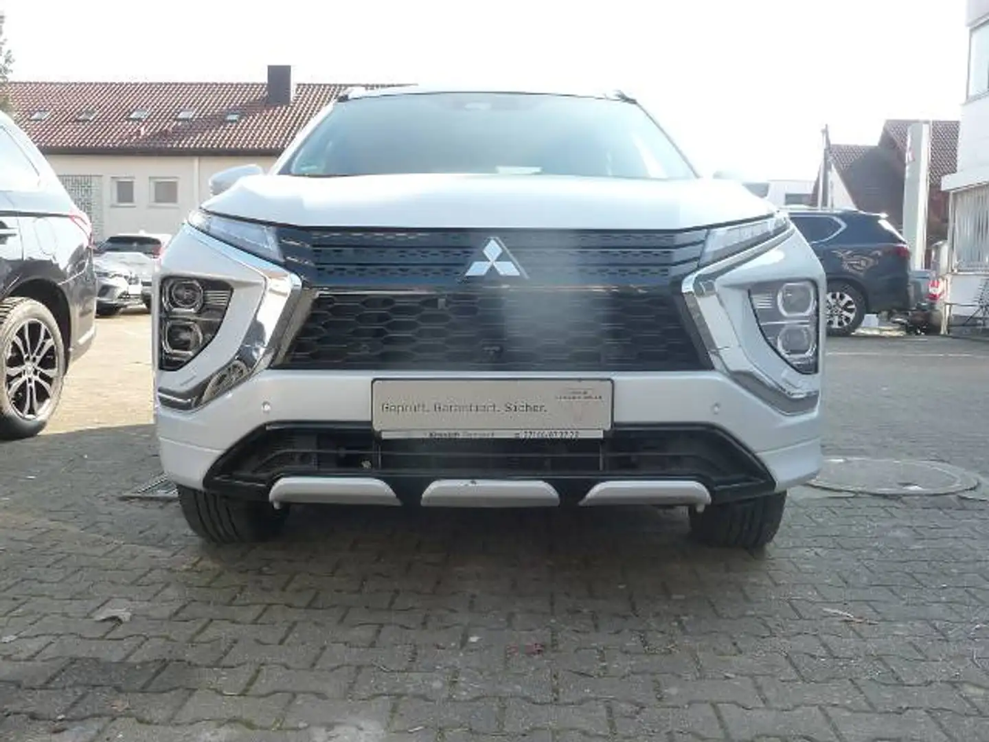 Mitsubishi Eclipse Cross Plug-in Hybrid TOP 2.4 4WD,Leder Weiß - 2