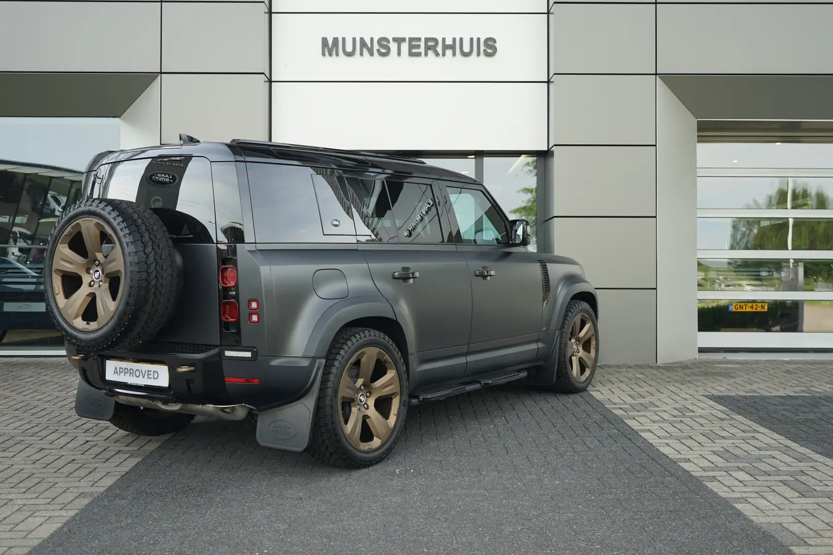 Land Rover Defender 110 P400e 110 SE | Elektrische trekhaak | Koelvak Gris - 2