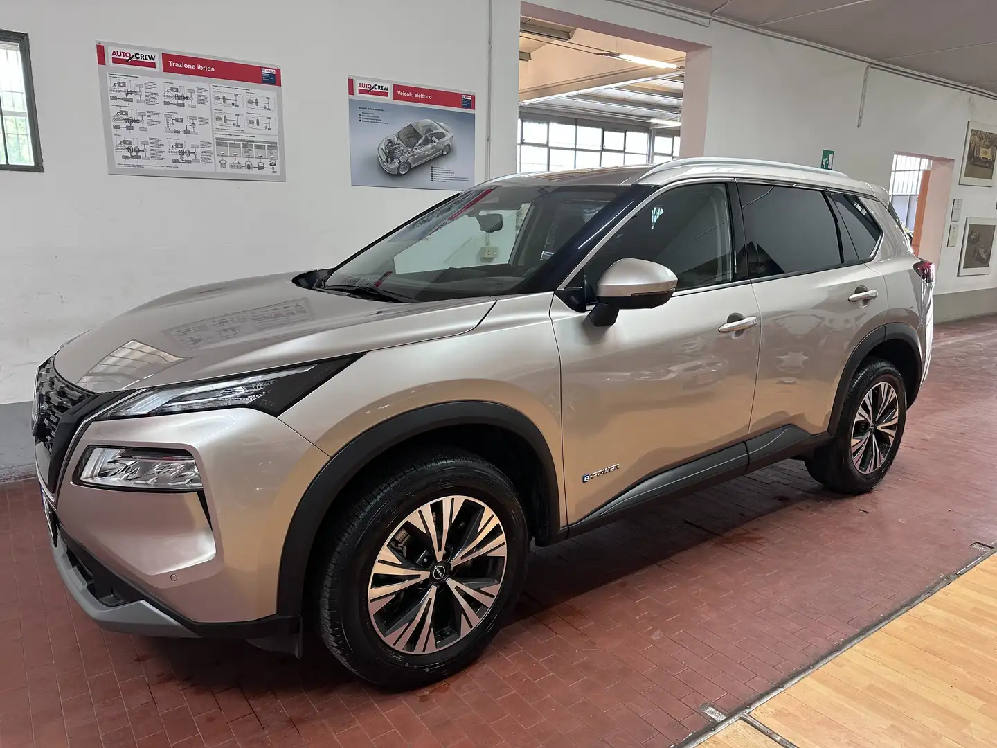 Nissan X-Trail X Trail 1.5 e power N Conn e 4orce 4wd auto 7p ti Beige - 1