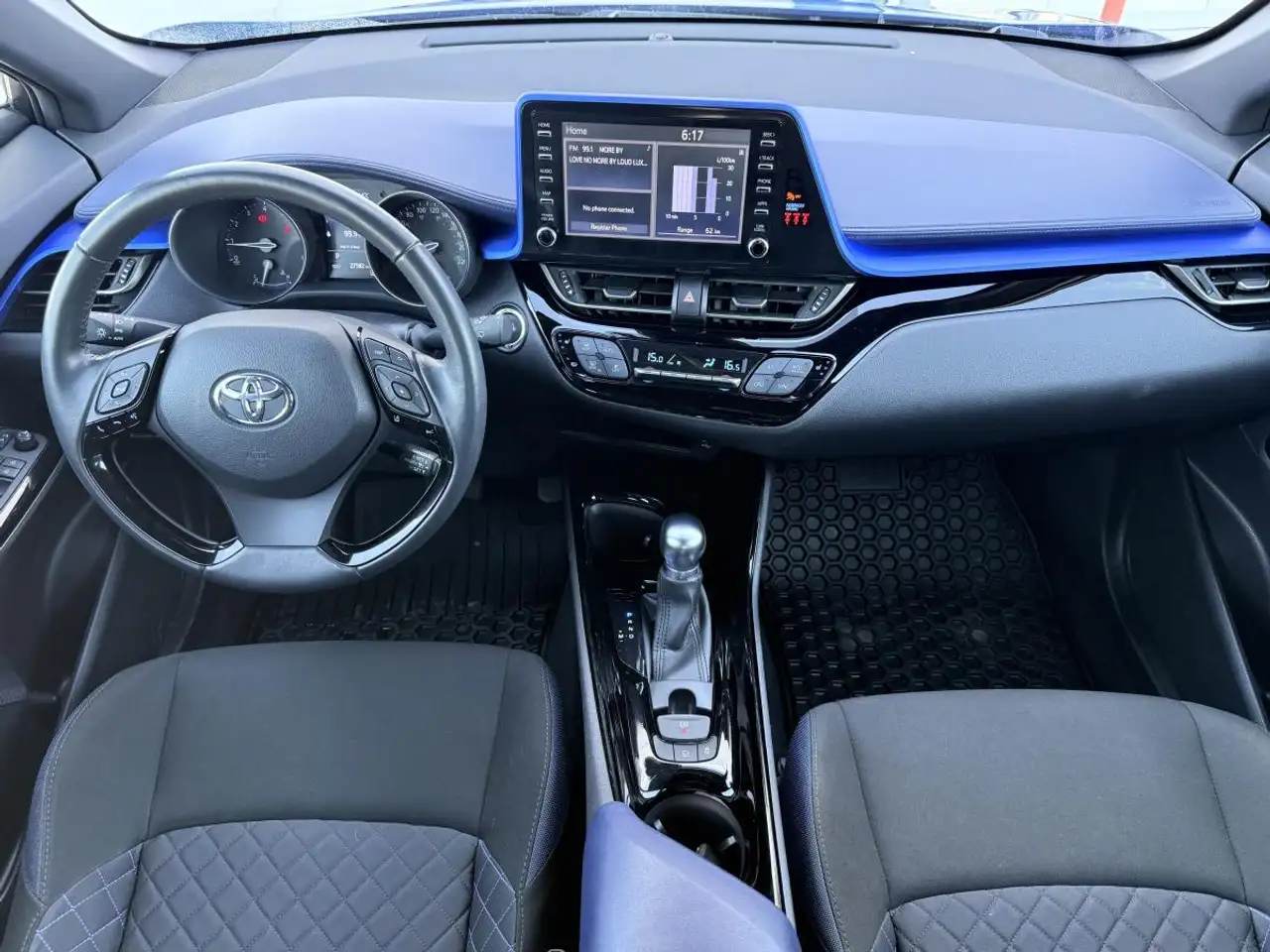 Toyota C-HR снимка Toyota C-HR