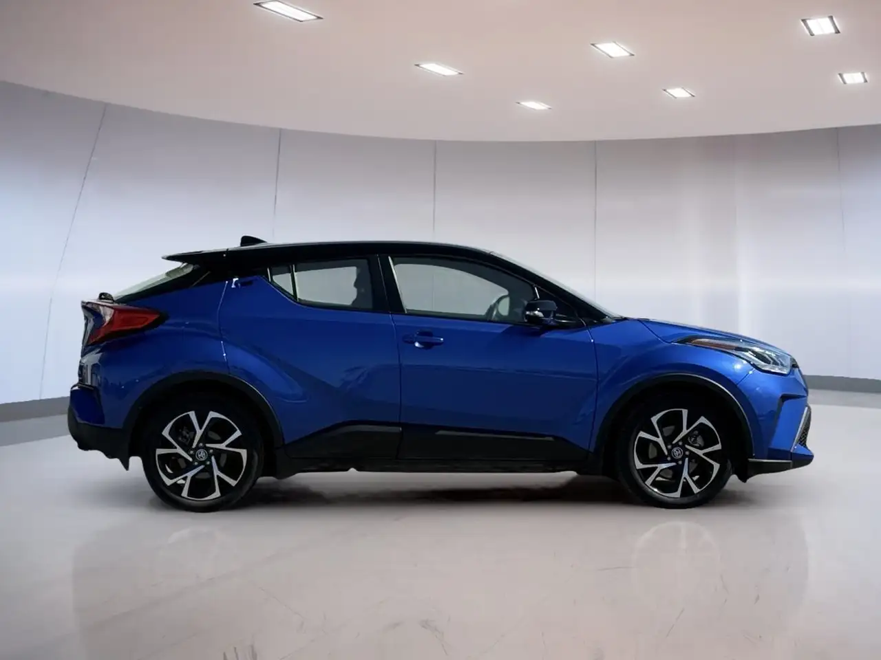 Toyota C-HR снимка Toyota C-HR