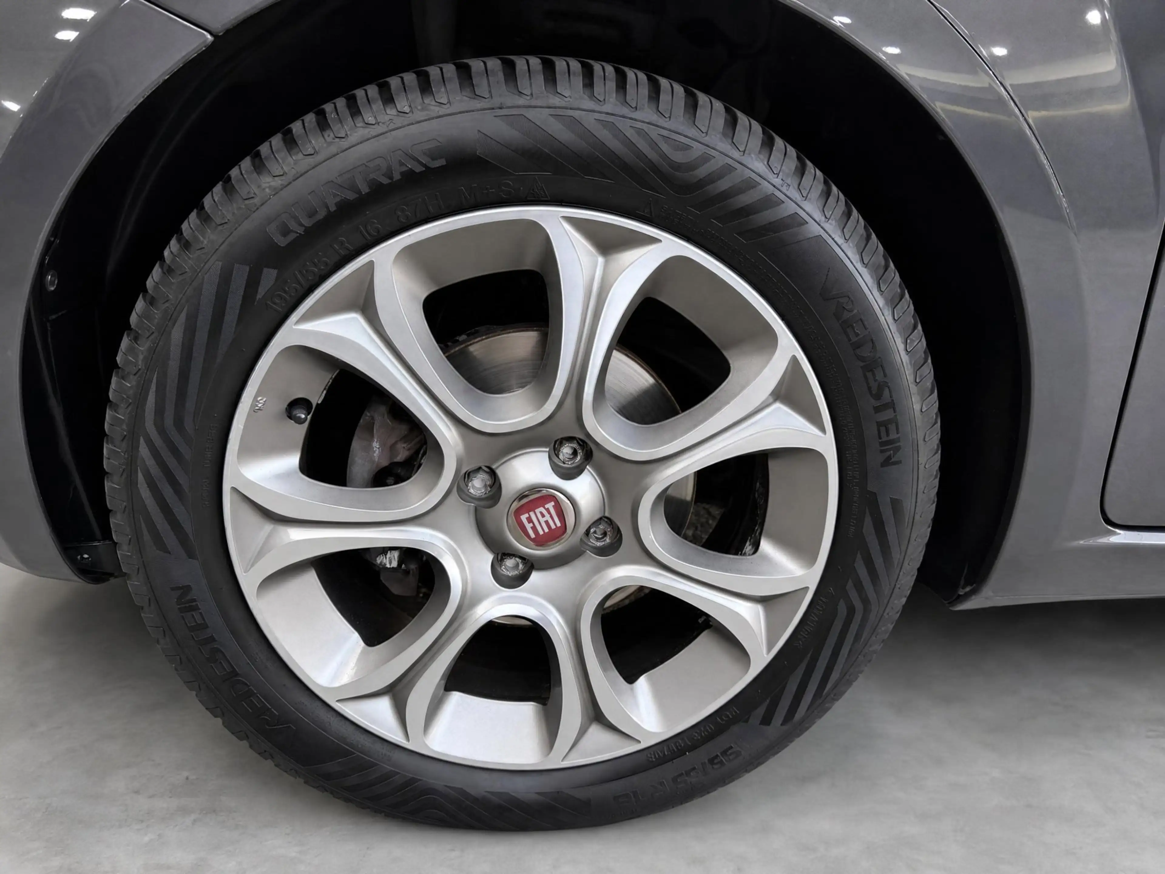 Fiat Punto Evo 0.9 TwinAir Lounge met Climate !!! Stoelverwarming — photo 9