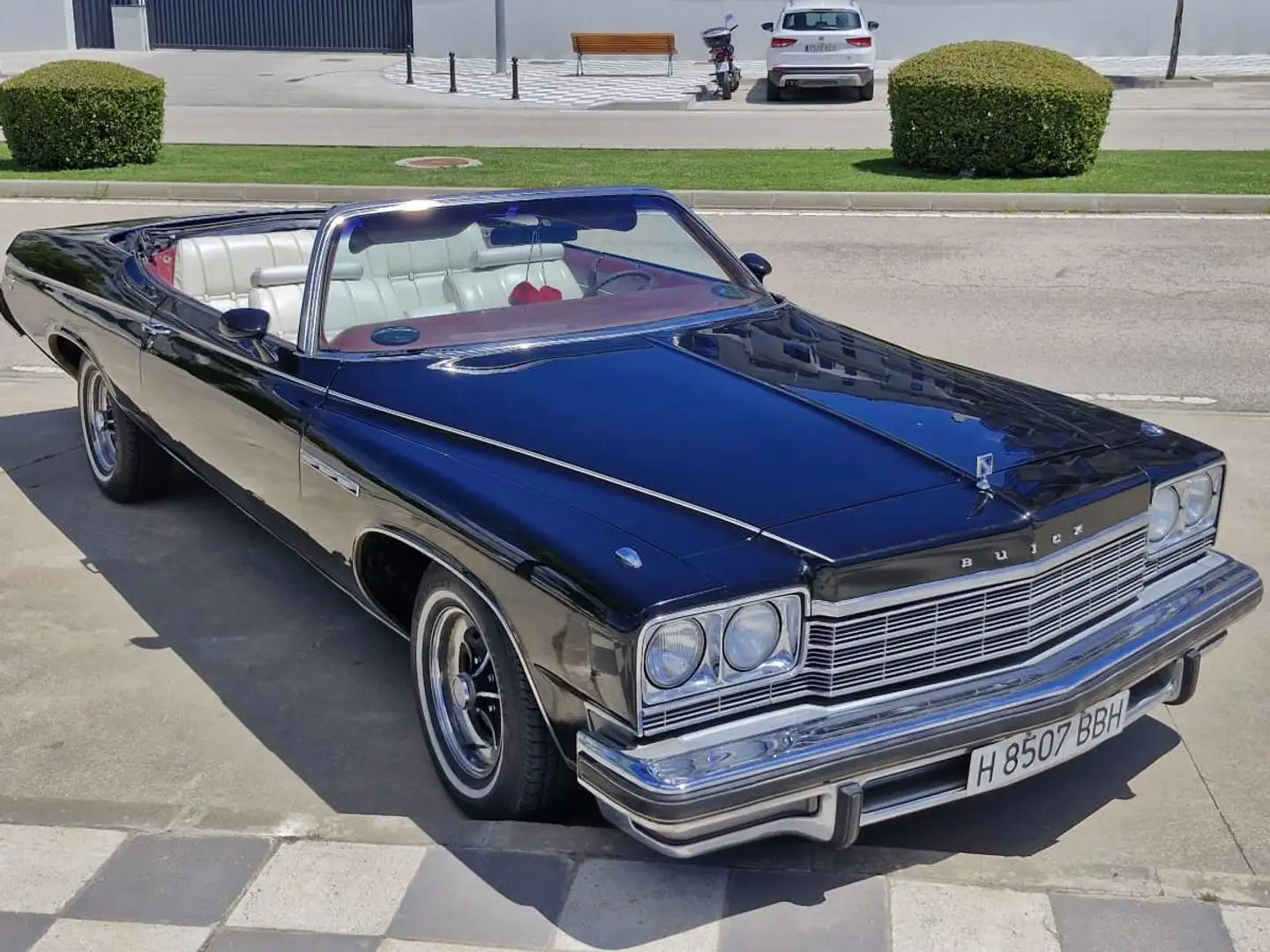 Buick Le Sabre Custom Convertible Negro - 2
