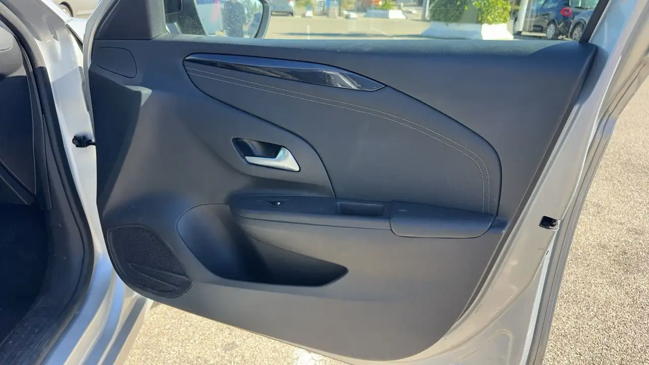 Opel Corsa Corsa — photo 24