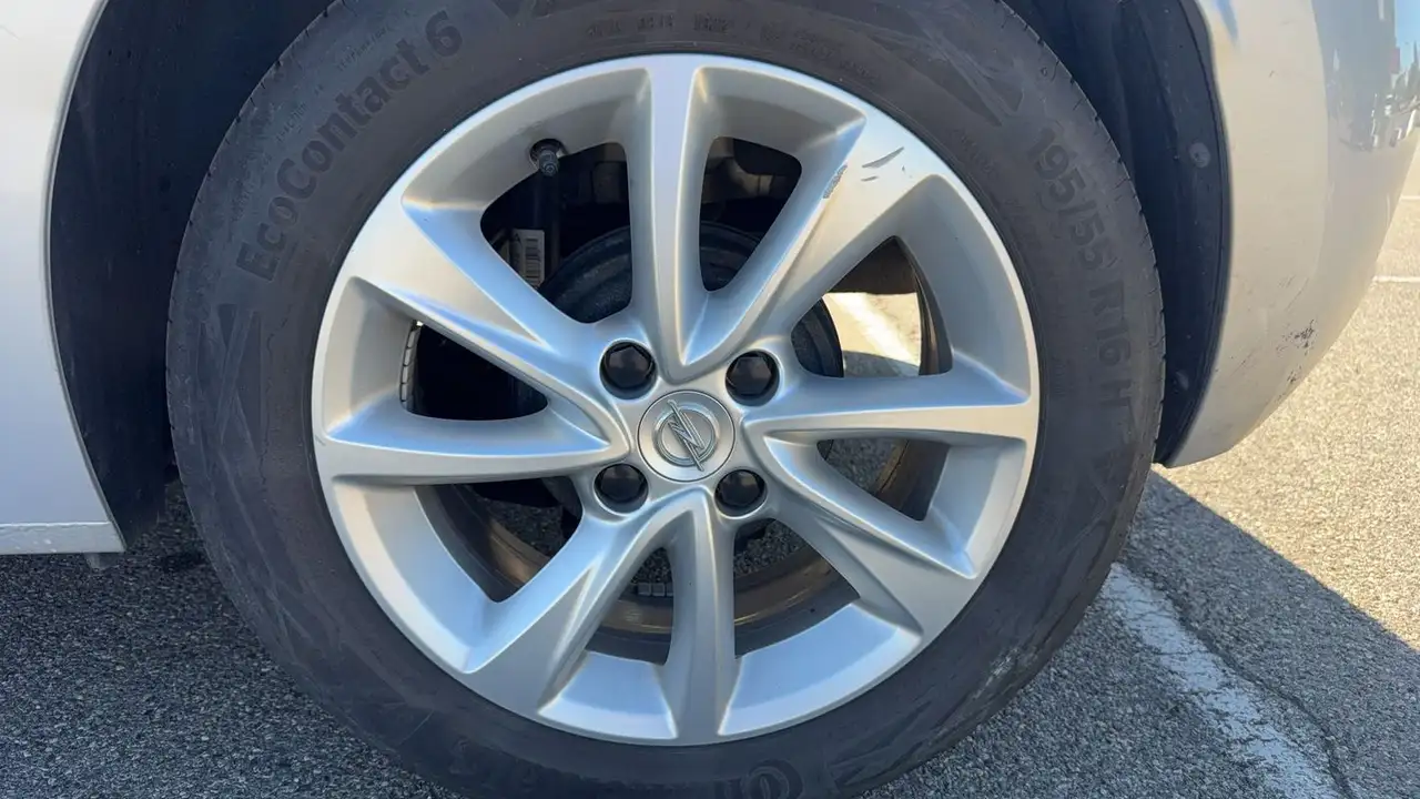 Opel Corsa Corsa — photo 19