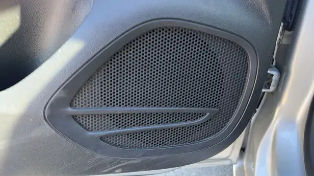 Opel Corsa view 13