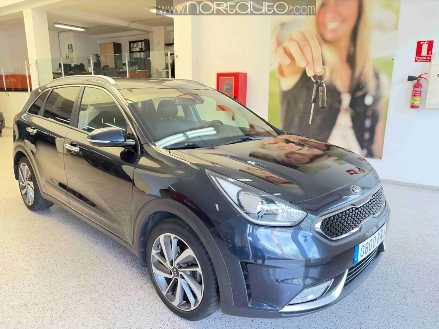 Kia Niro 1.6 HEV Emotion Noir - 1