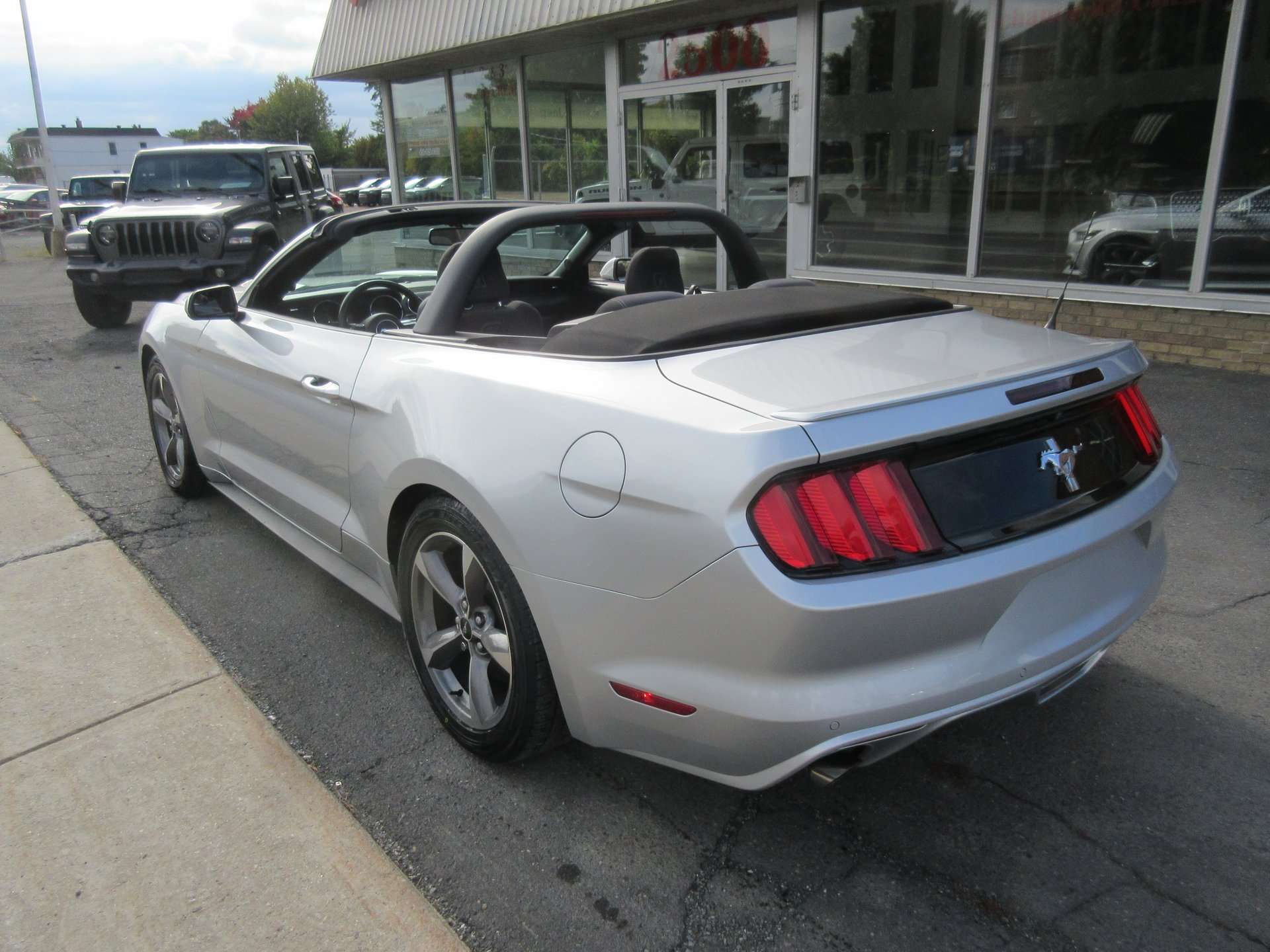 2017 Ford Mustang Convertible