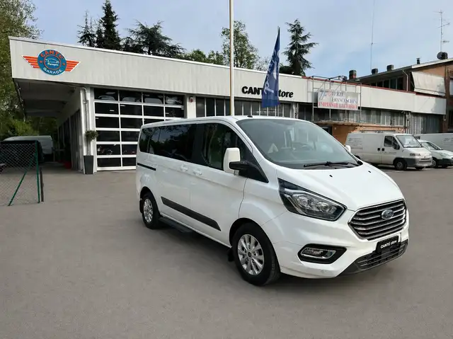 Ford Tourneo Custom 2.0TDCi