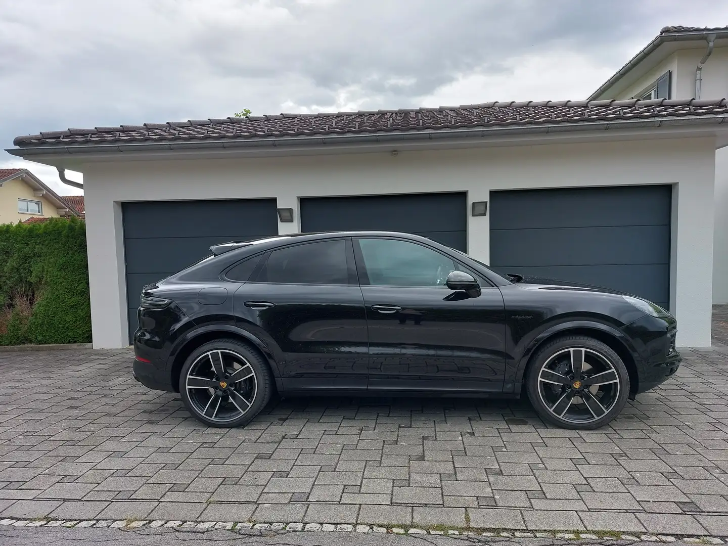 Porsche Cayenne Cayenne Coupe Sport Paket III E-Hybrid PHEV 17,9 kWh Aut. - 1