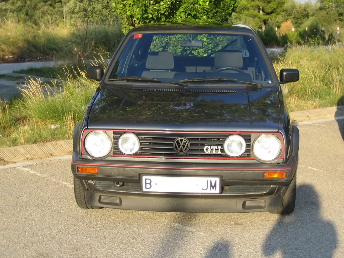 Volkswagen Golf GTI 1.8 110 Gris - 2