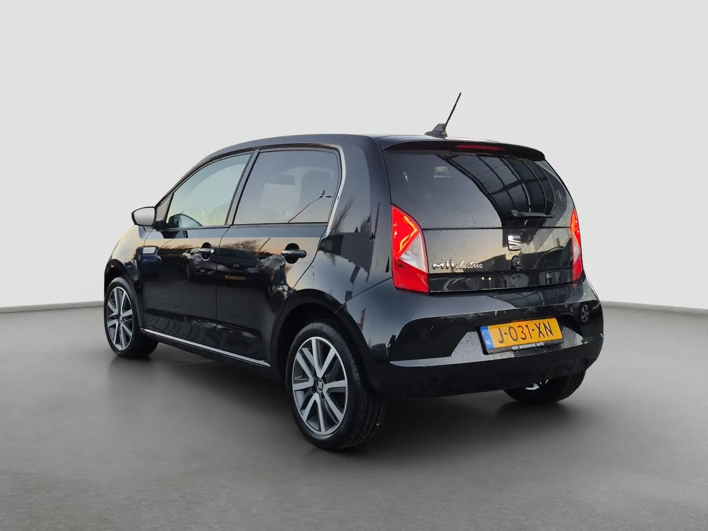 SEAT Mii Electric electric Plus Voorruit+Stoelverwarming | Zwart - 2