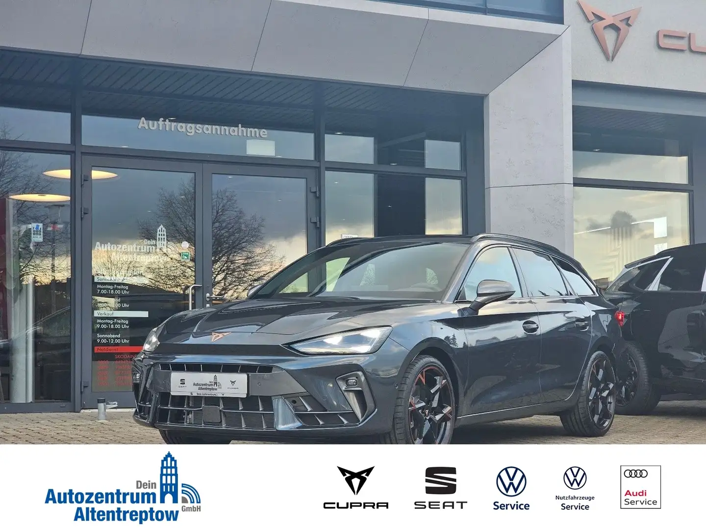 CUPRA Leon 1.5 eTSI 110kW DSG Sportstourer STHZ Navi AHK LED Grau - 1