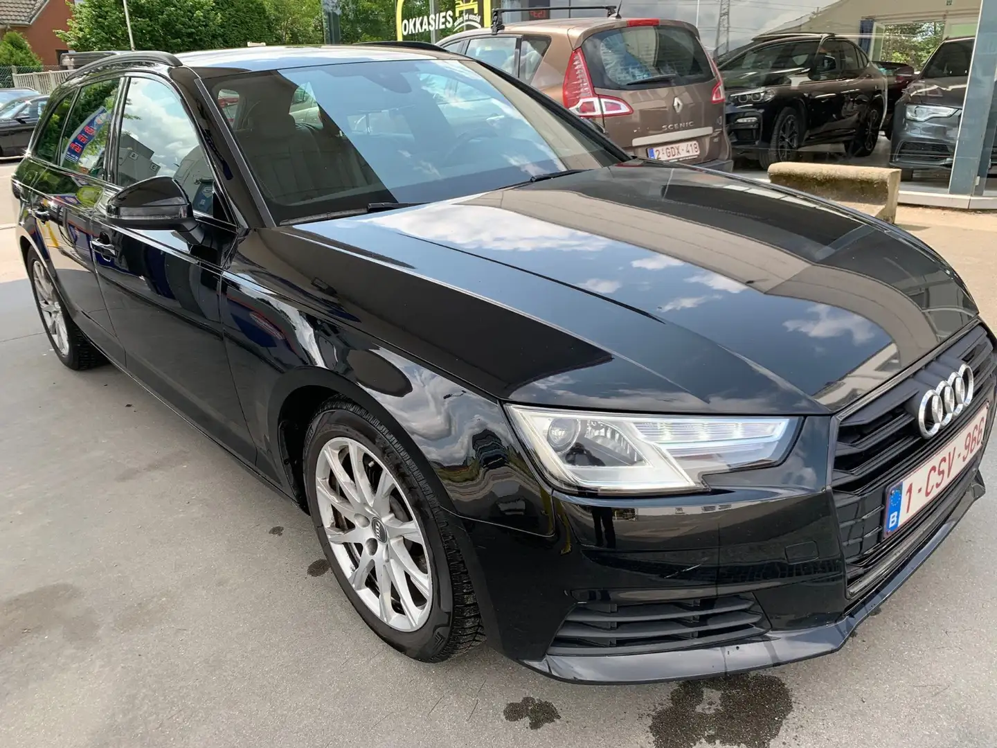 Audi A4 Avant 2.0 TDI ultra design - 2
