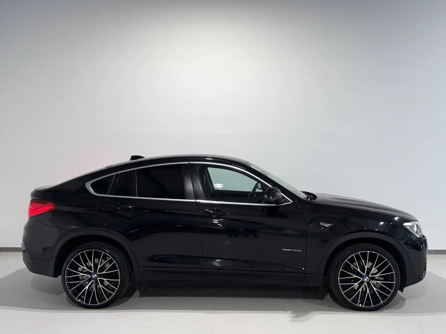 BMW X4 xDrive30D/NaviPRO/AHK*elektrisch/Sportsitze/Kurve Schwarz - 2
